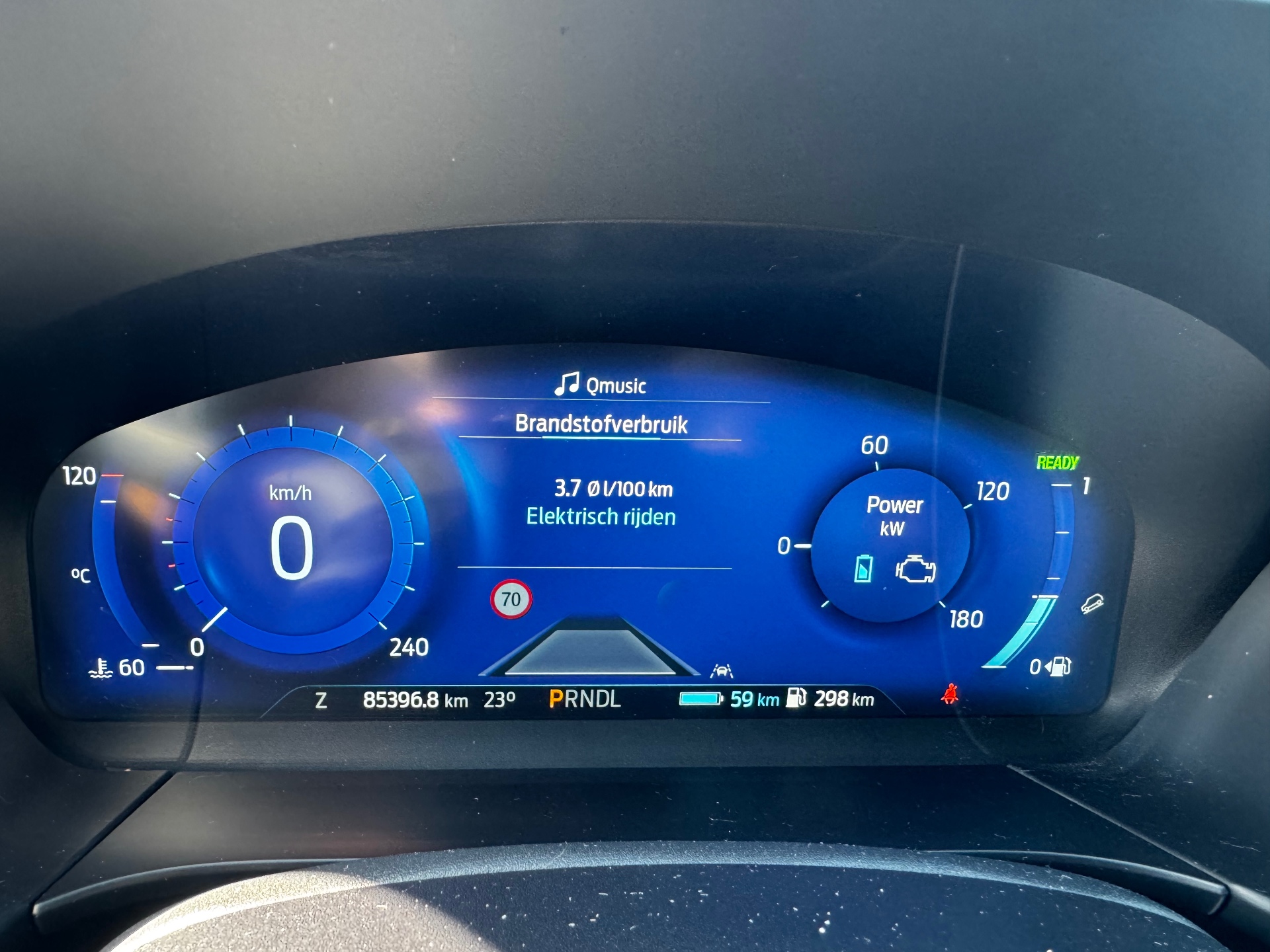 Ford Kuga Ford Kuga ST-Line X 2.5i PHEV 225pk Frozen White / Black Pack Incl 20″ Alu / Winter Pack / Driver Ass Pack