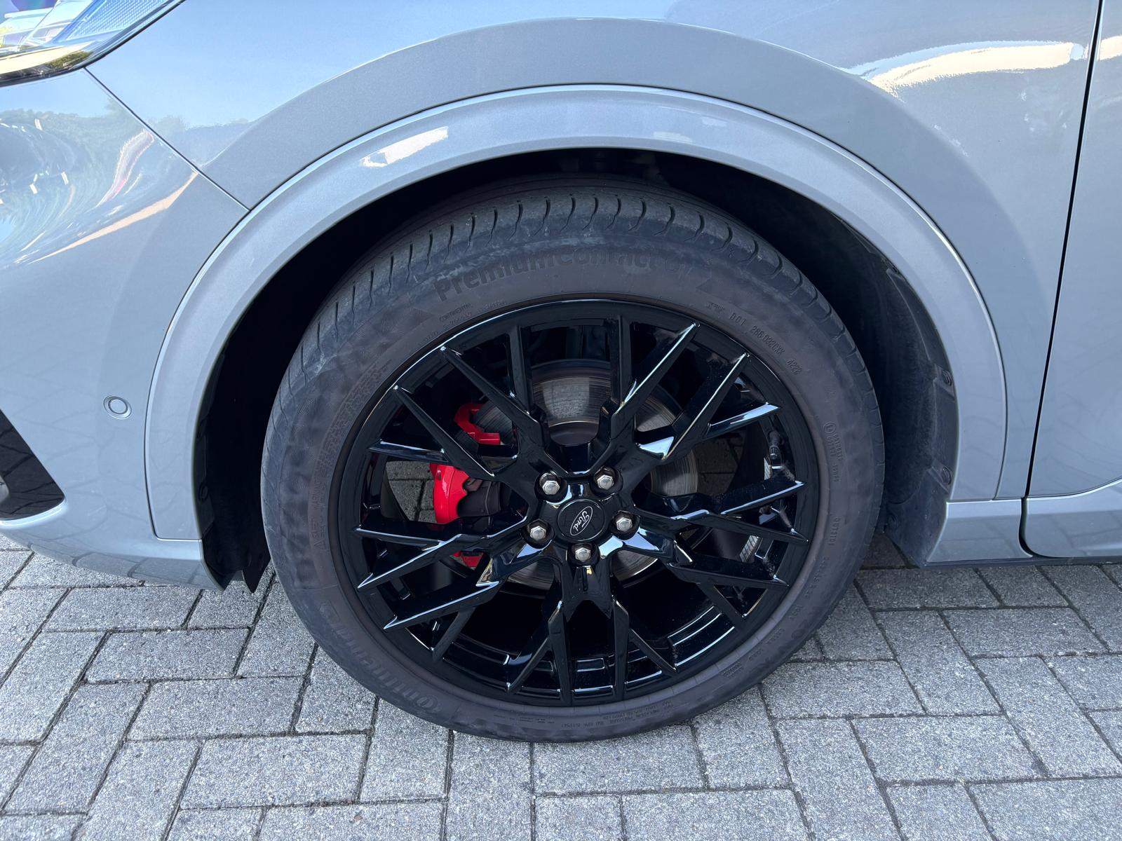 Ford Kuga EcoBoost ST-Line X Black Package