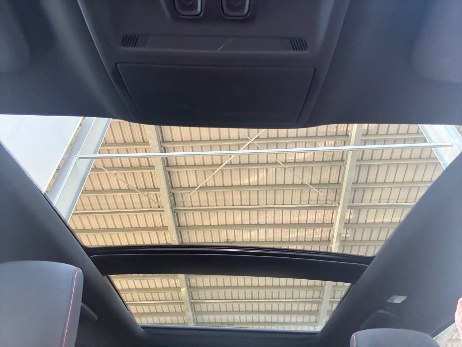 Ford Focus Focus St-line X clipper 155 pk met pano-dak