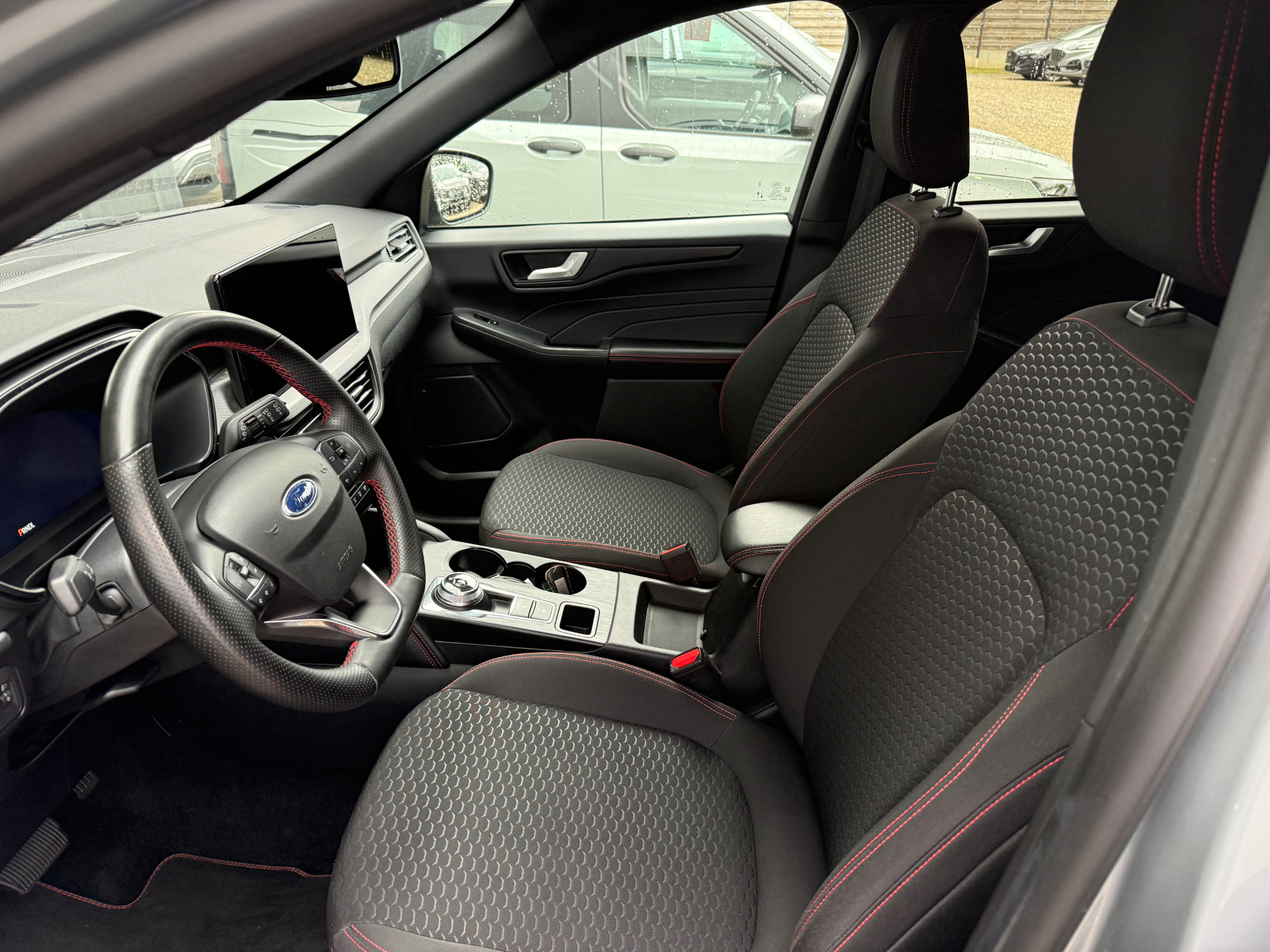 Ford Kuga FHEV ST-Line
