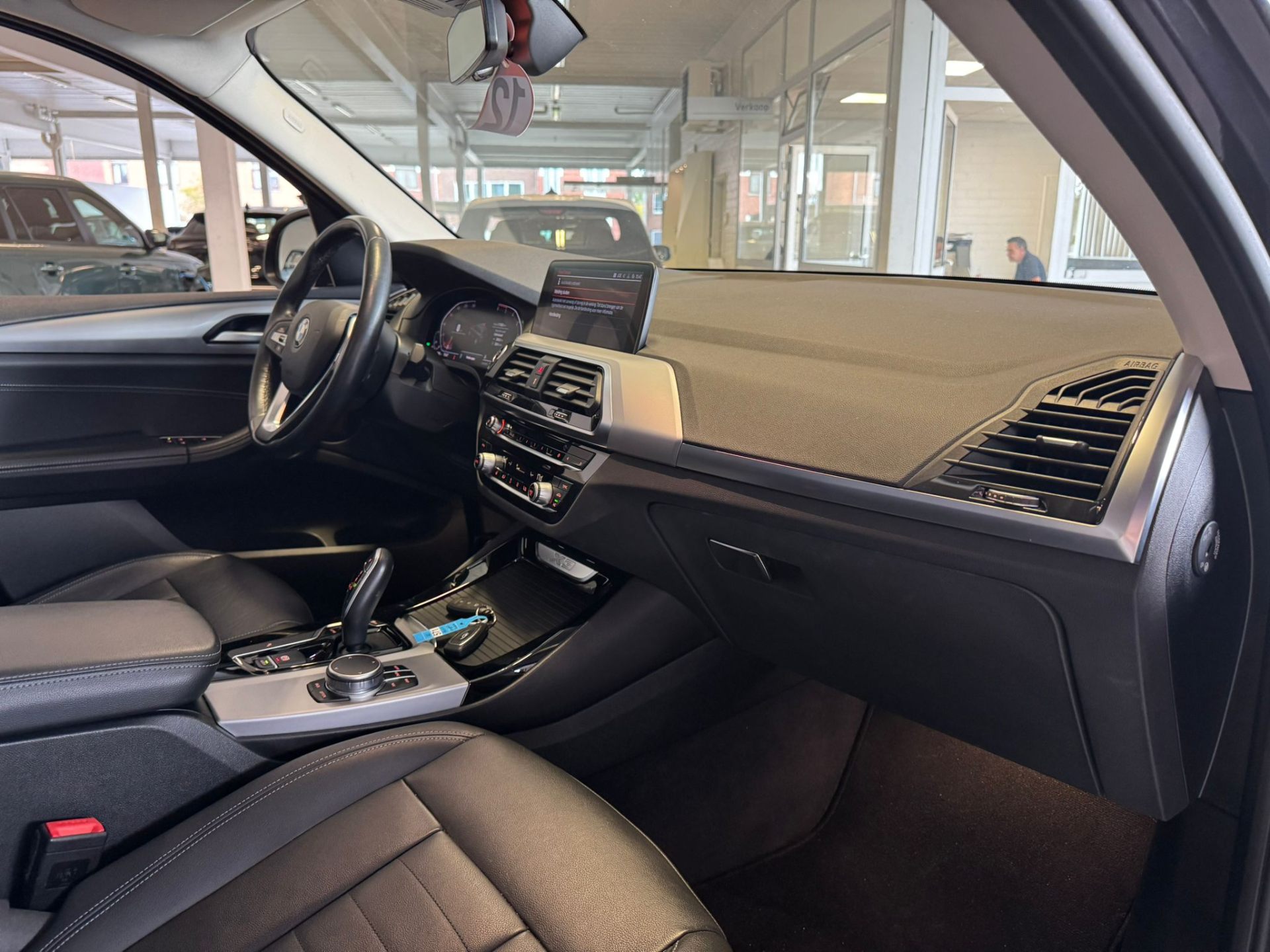 BMW X3 sDrive 18d 150pk AUTOMAAT * LEDER * NAVI * GARANTIE