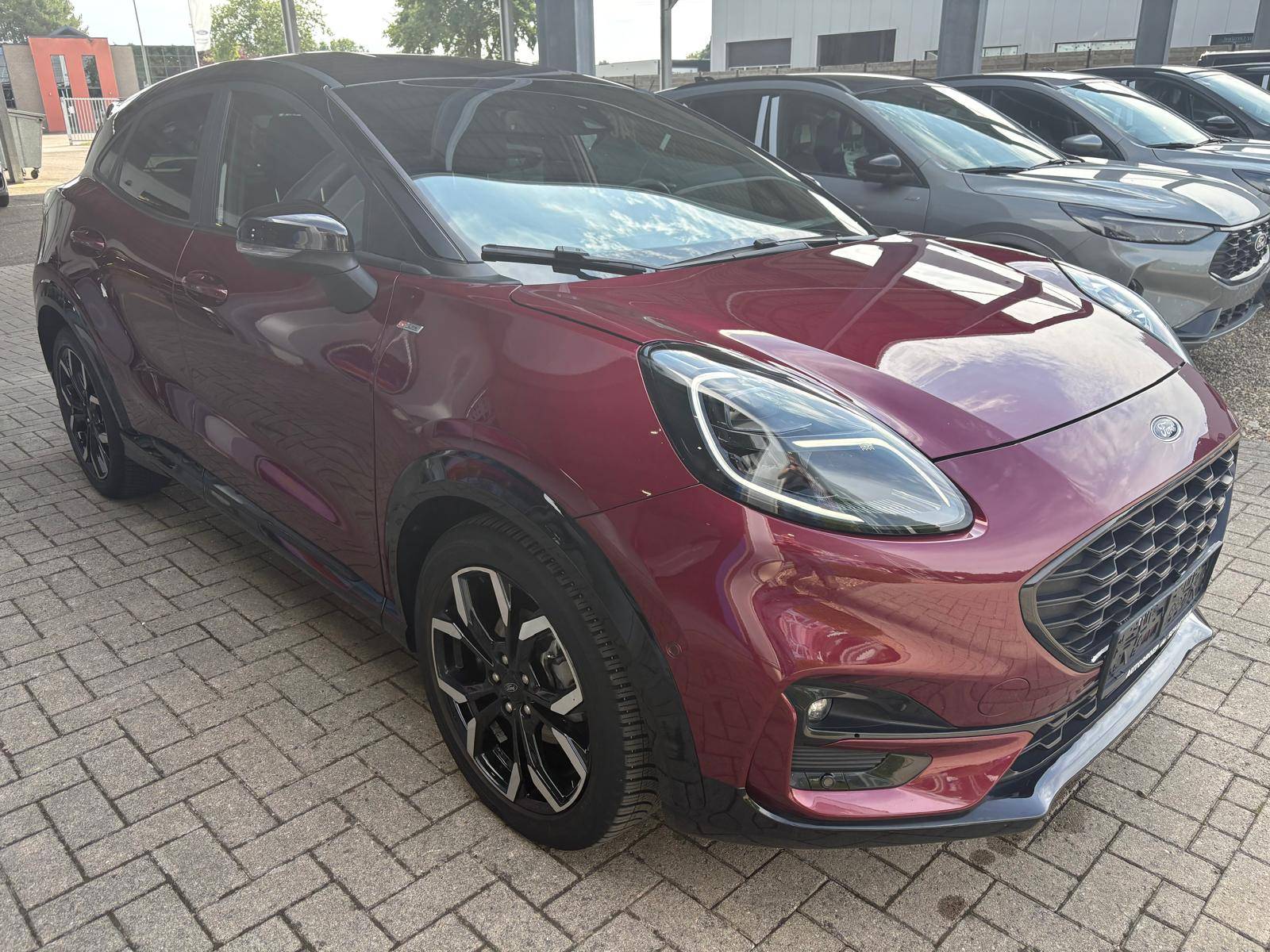 Ford Puma Ecoboost mHEV Vivid Ruby Edition Automaat