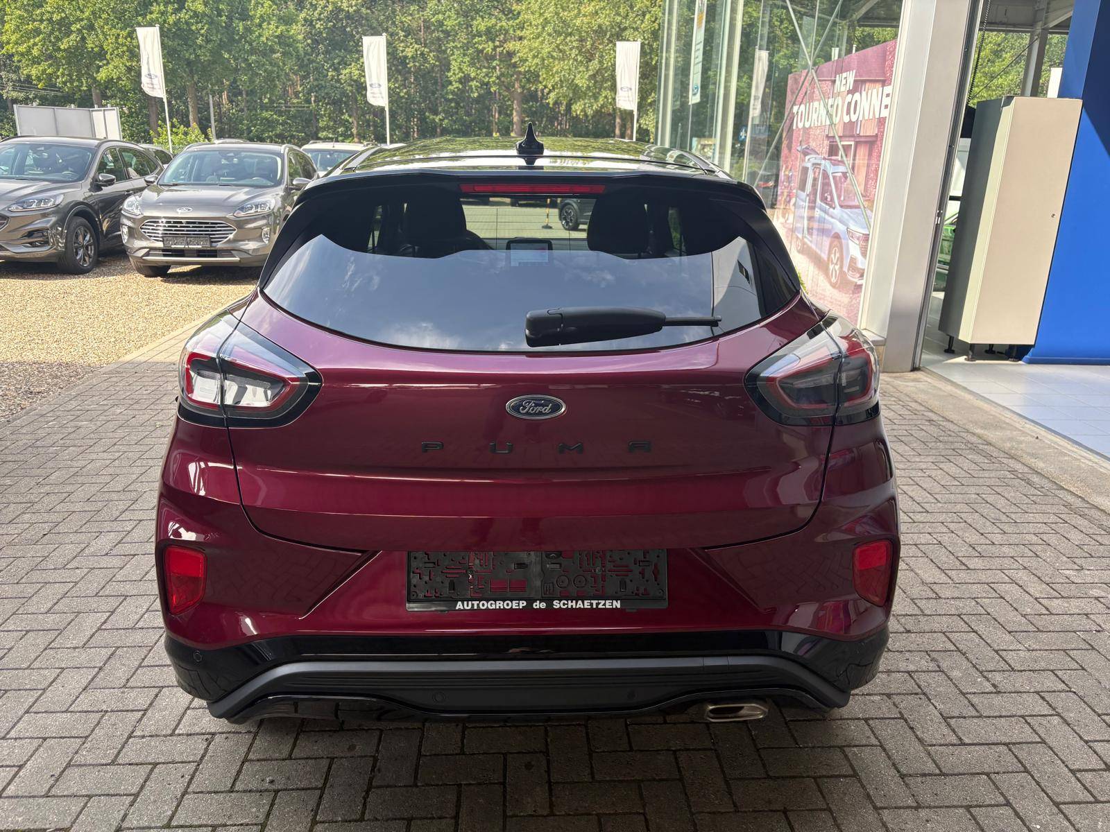 Ford Puma Ecoboost mHEV Vivid Ruby Edition Automaat