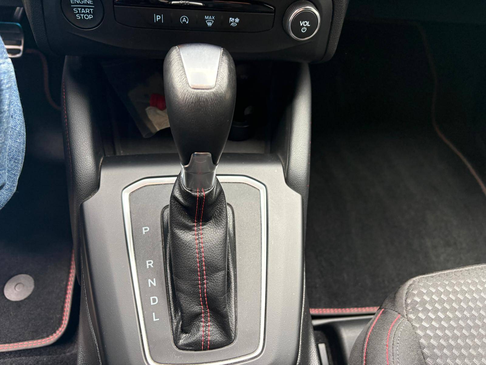 Ford Focus Clipper St-Line X met afneembare trekhaak
