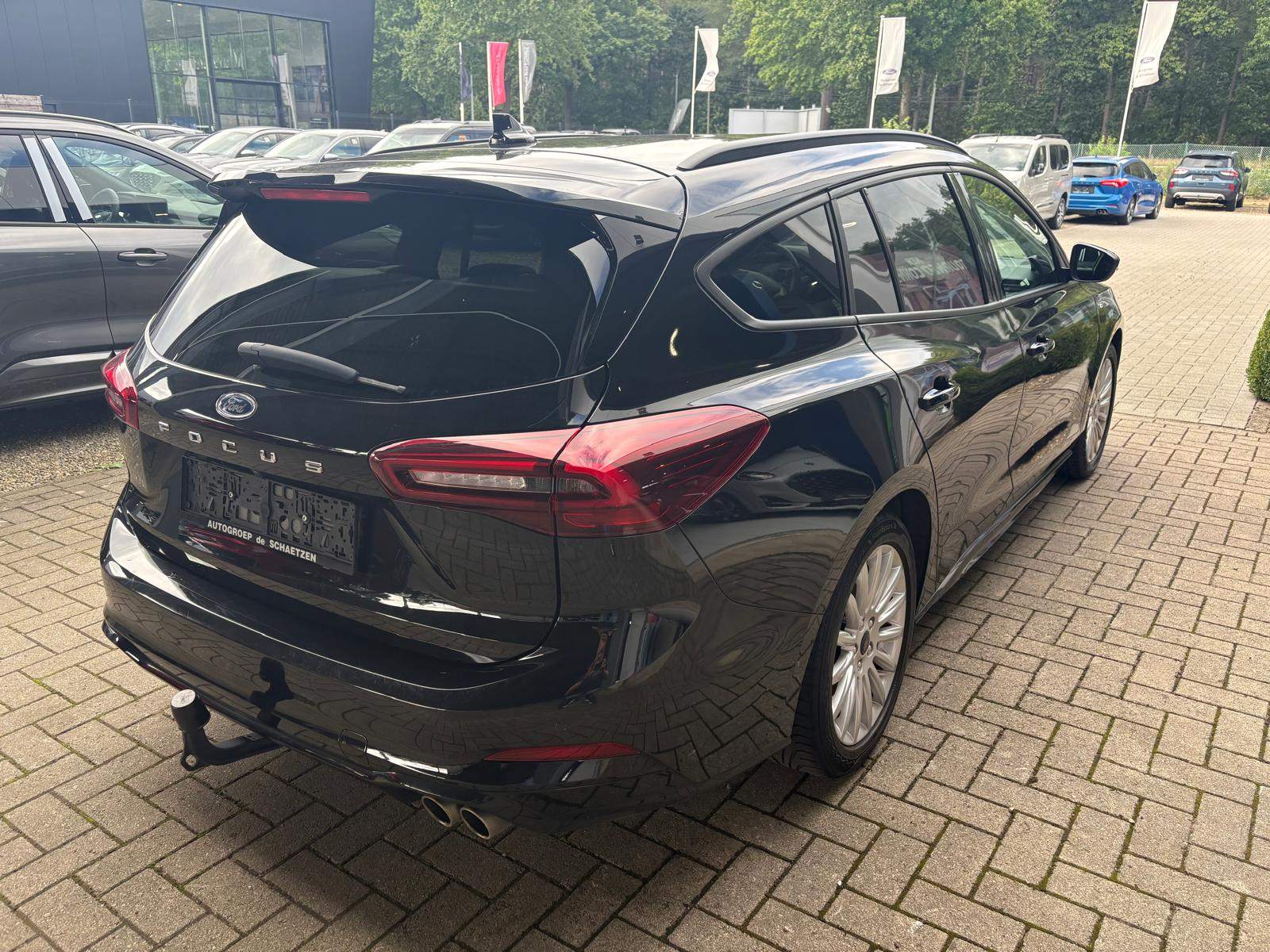 Ford Focus Clipper St-Line X met afneembare trekhaak