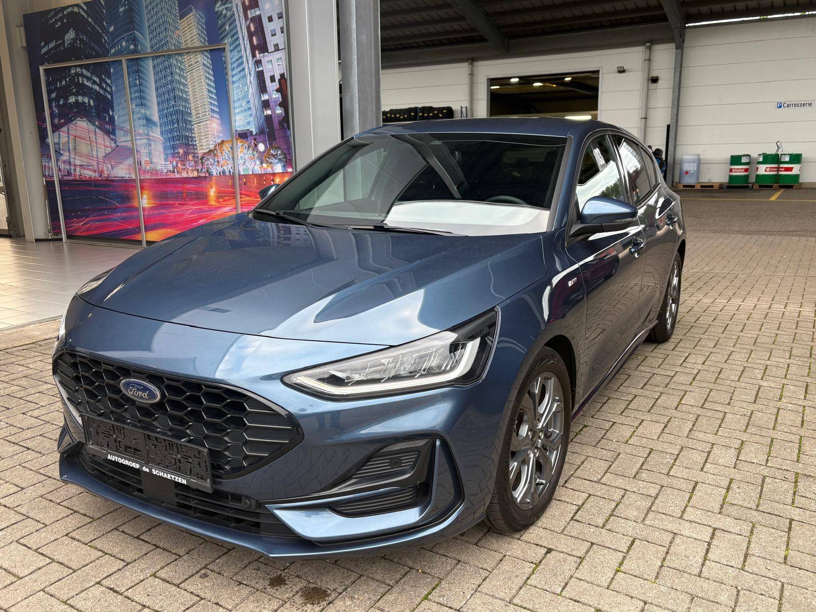 Ford Focus EcoBoost mHEV ST-Line X