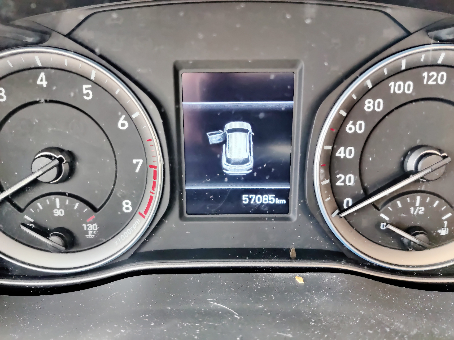 Hyundai Kona Zeer mooie Kona benzine handgeschakeld, airco, carplay enz.
