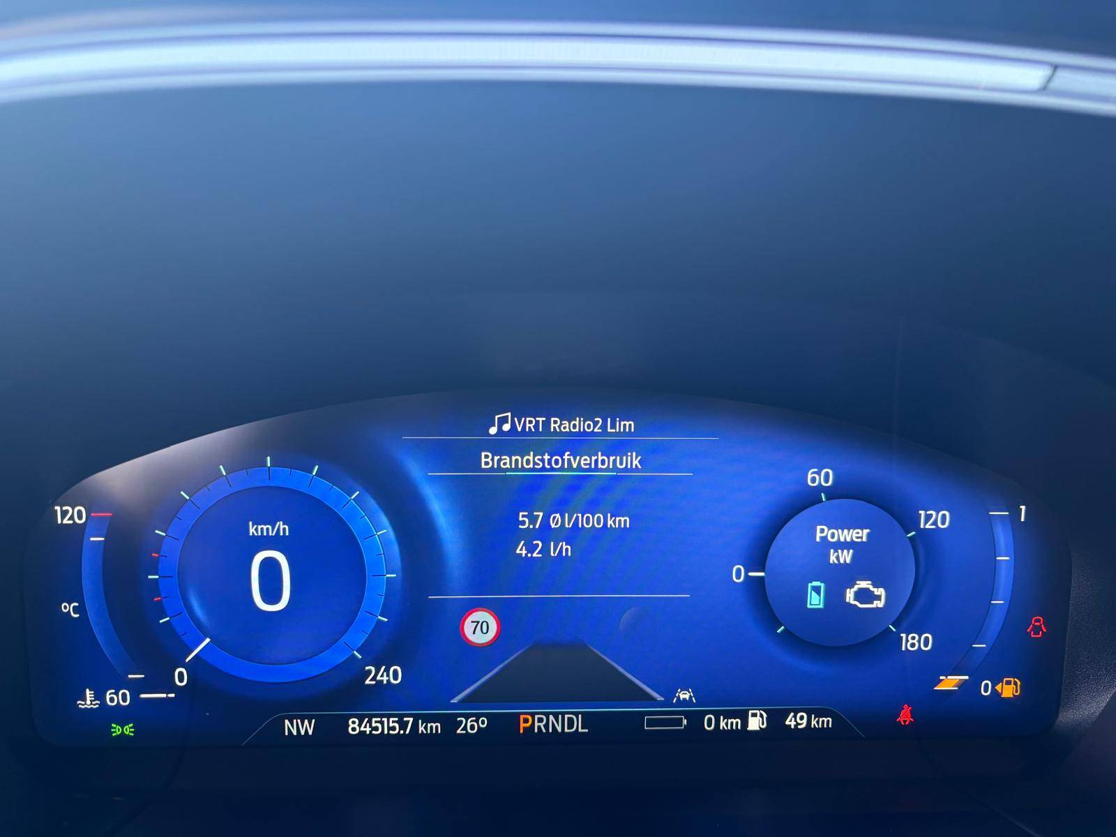Ford Kuga ST-Line X PHEV AUT met pano-dak