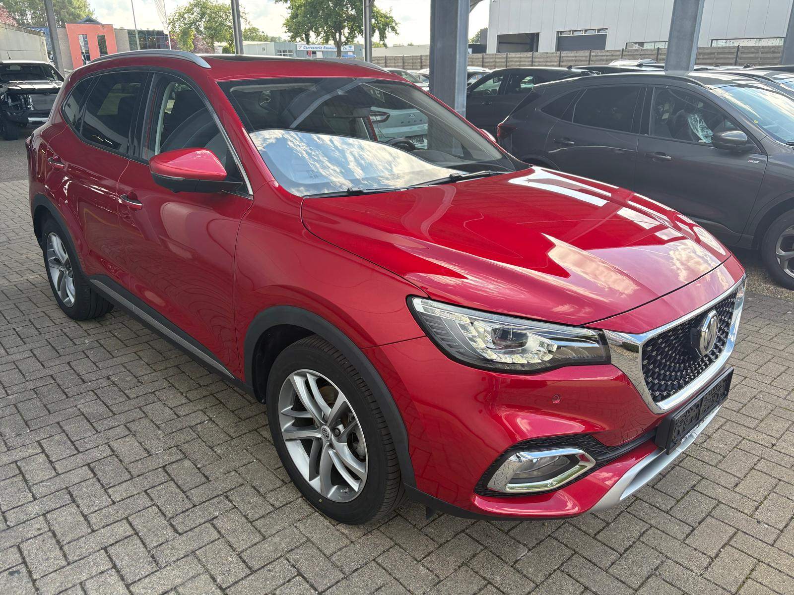 MG EHS PHEV Luxury PHEV