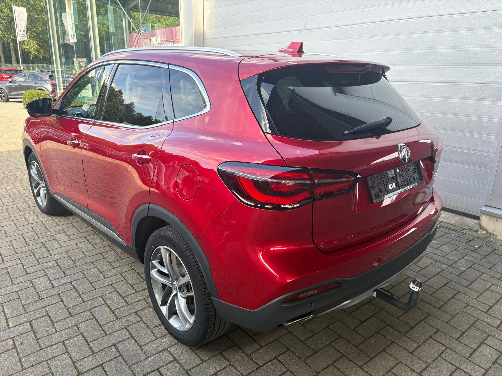 MG EHS PHEV Luxury PHEV