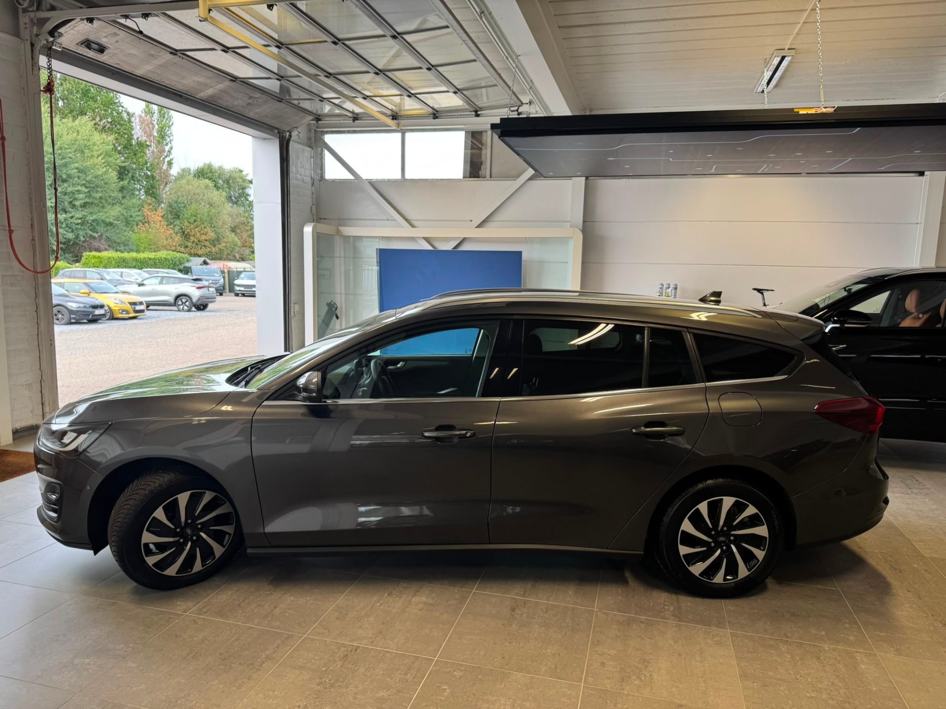 Ford Focus Focus Clipper 1.0i Ecoboost mHEV | Zetelverwarming | 12 maanden Garantie