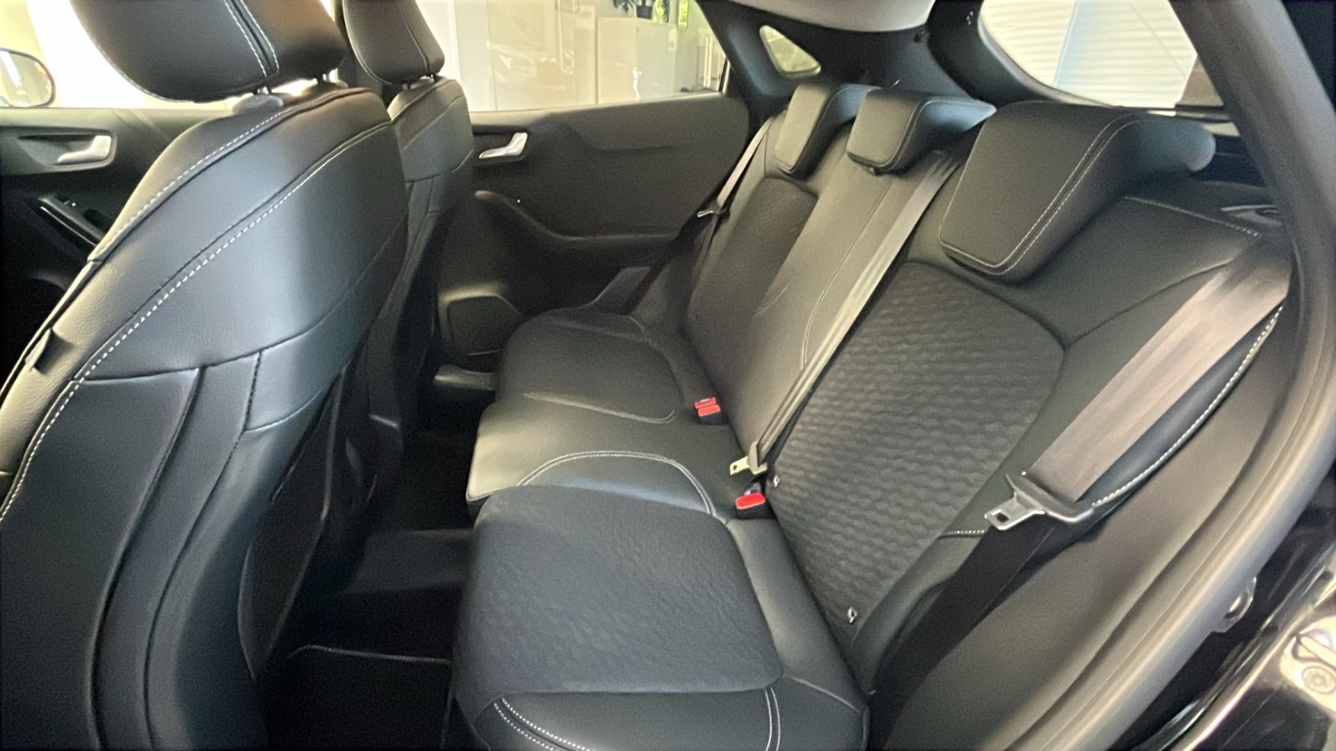 Ford Puma Ecoboost mHEV Titanium X AUT