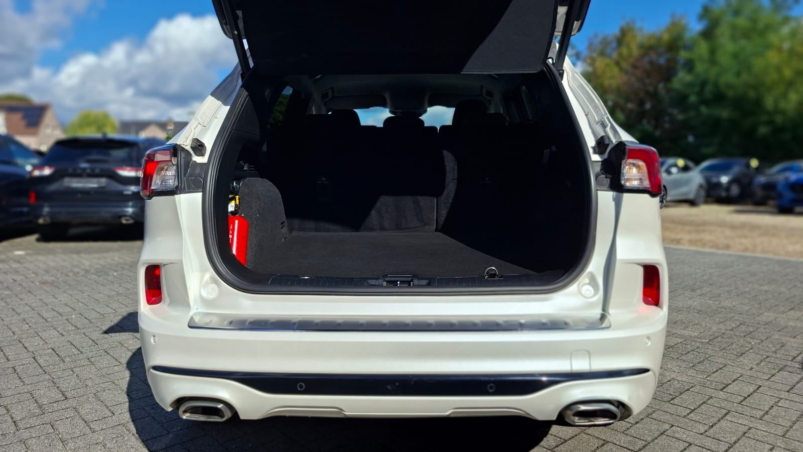 Ford Kuga Vignale PHEV / 2.5L / 225PK / 14.4kWh