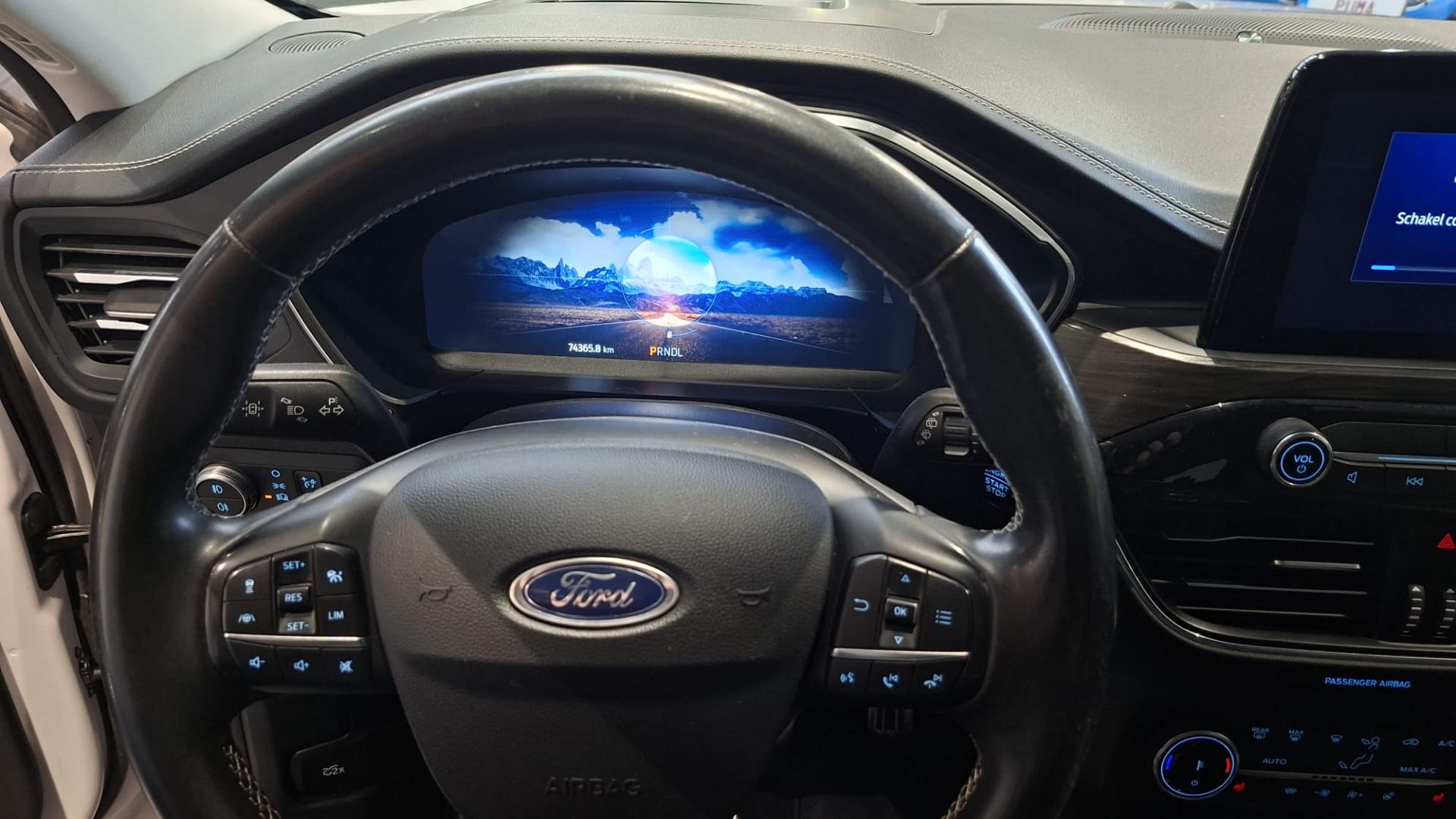 Ford Kuga Vignale PHEV / 2.5L / 225PK / 14.4kWh