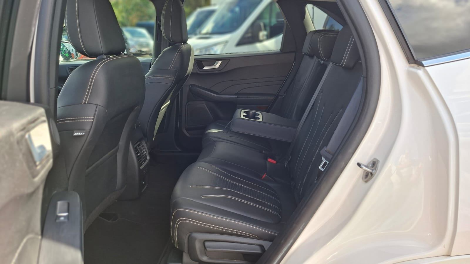 Ford Kuga Vignale PHEV / 2.5L / 225PK / 14.4kWh