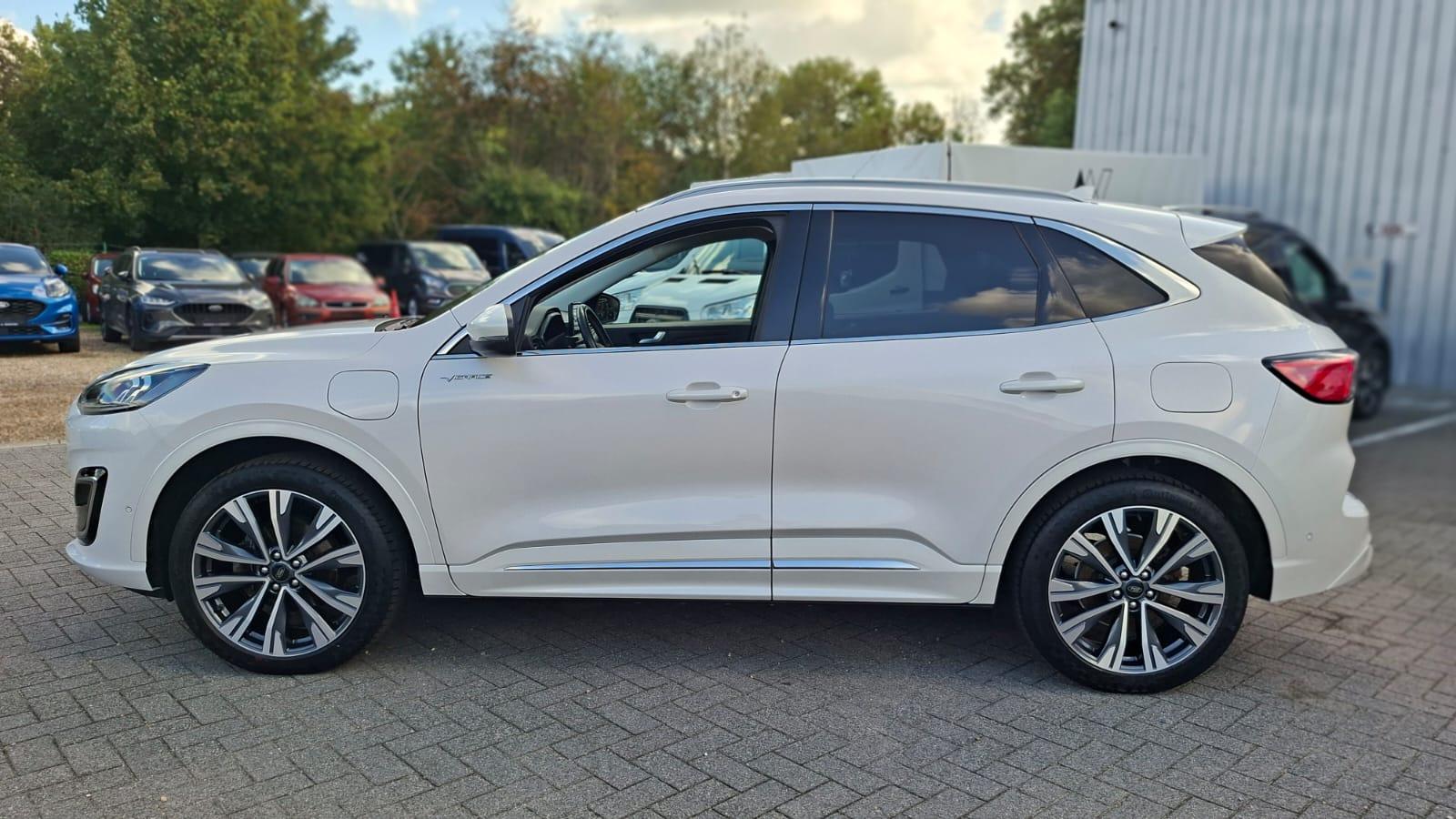 Ford Kuga Vignale PHEV / 2.5L / 225PK / 14.4kWh