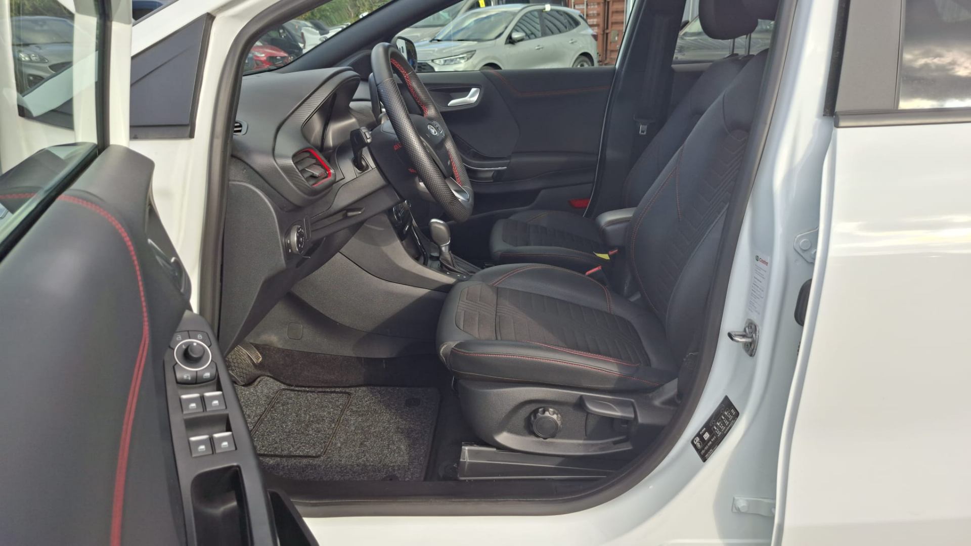 Ford Puma ST-line X / 155PK /DCT7(automaat) / Frozen White