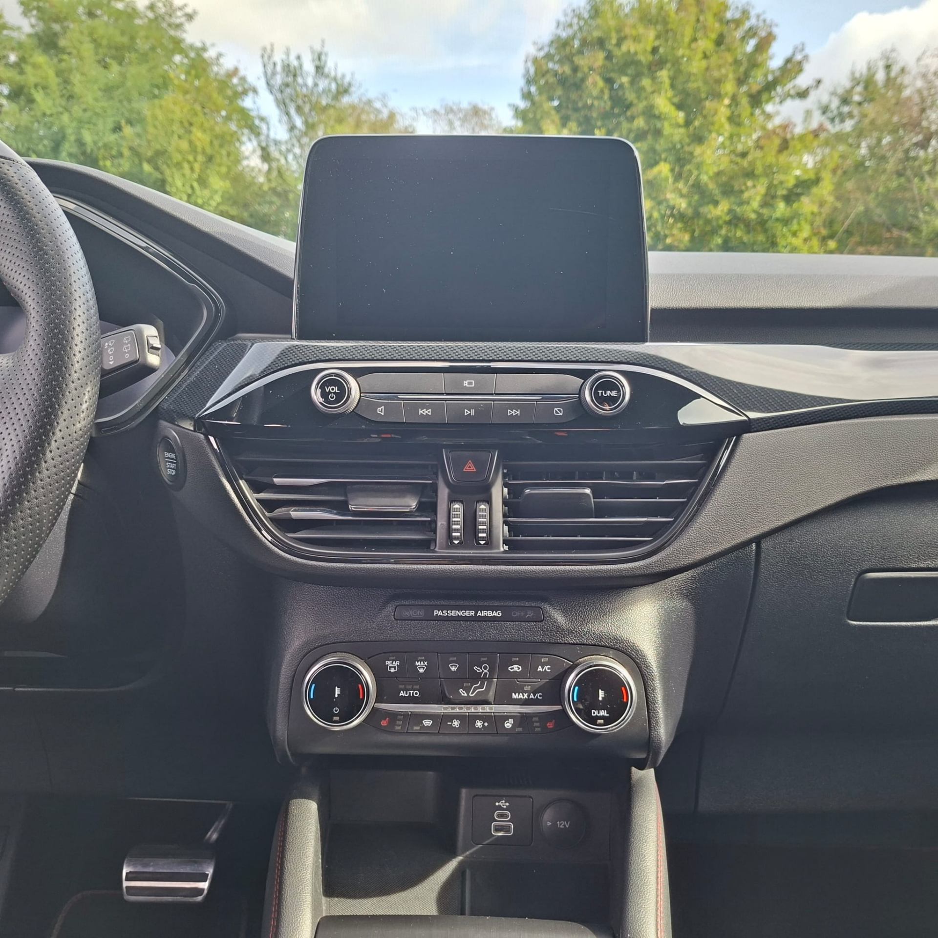 Ford Kuga ST-Line X / PHEV / Solar silver