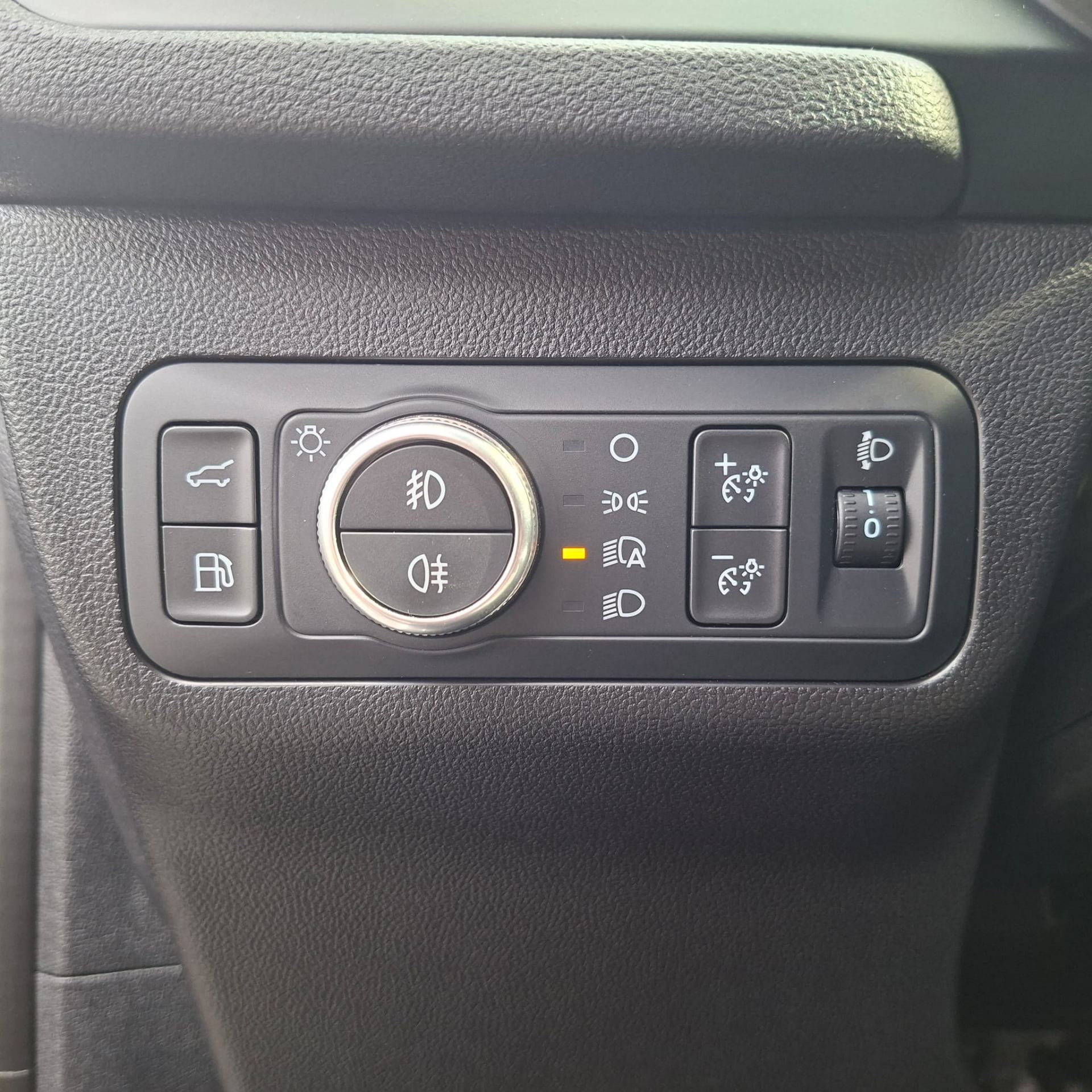 Ford Kuga ST-Line X / PHEV / Solar silver