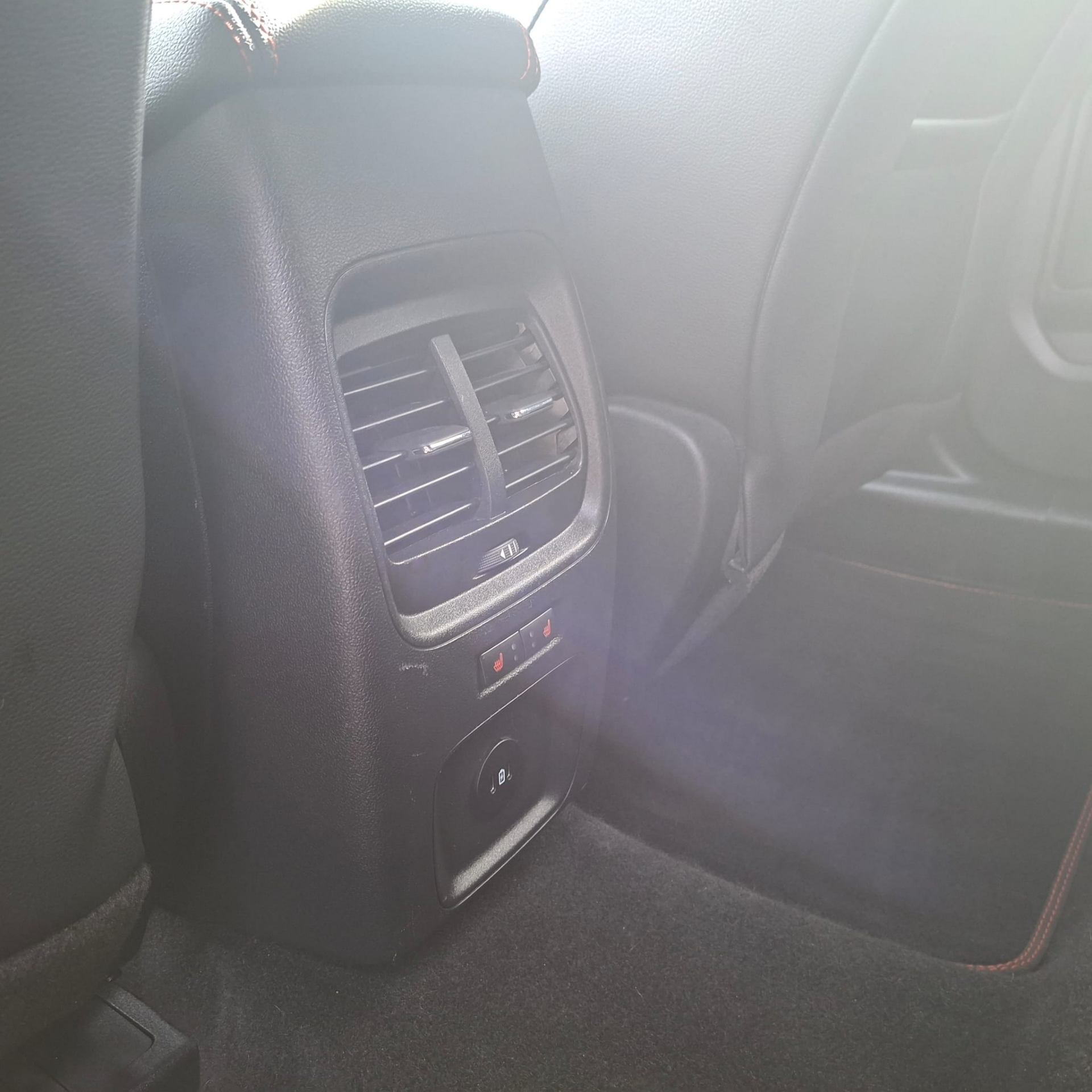 Ford Kuga ST-Line X / PHEV / Solar silver