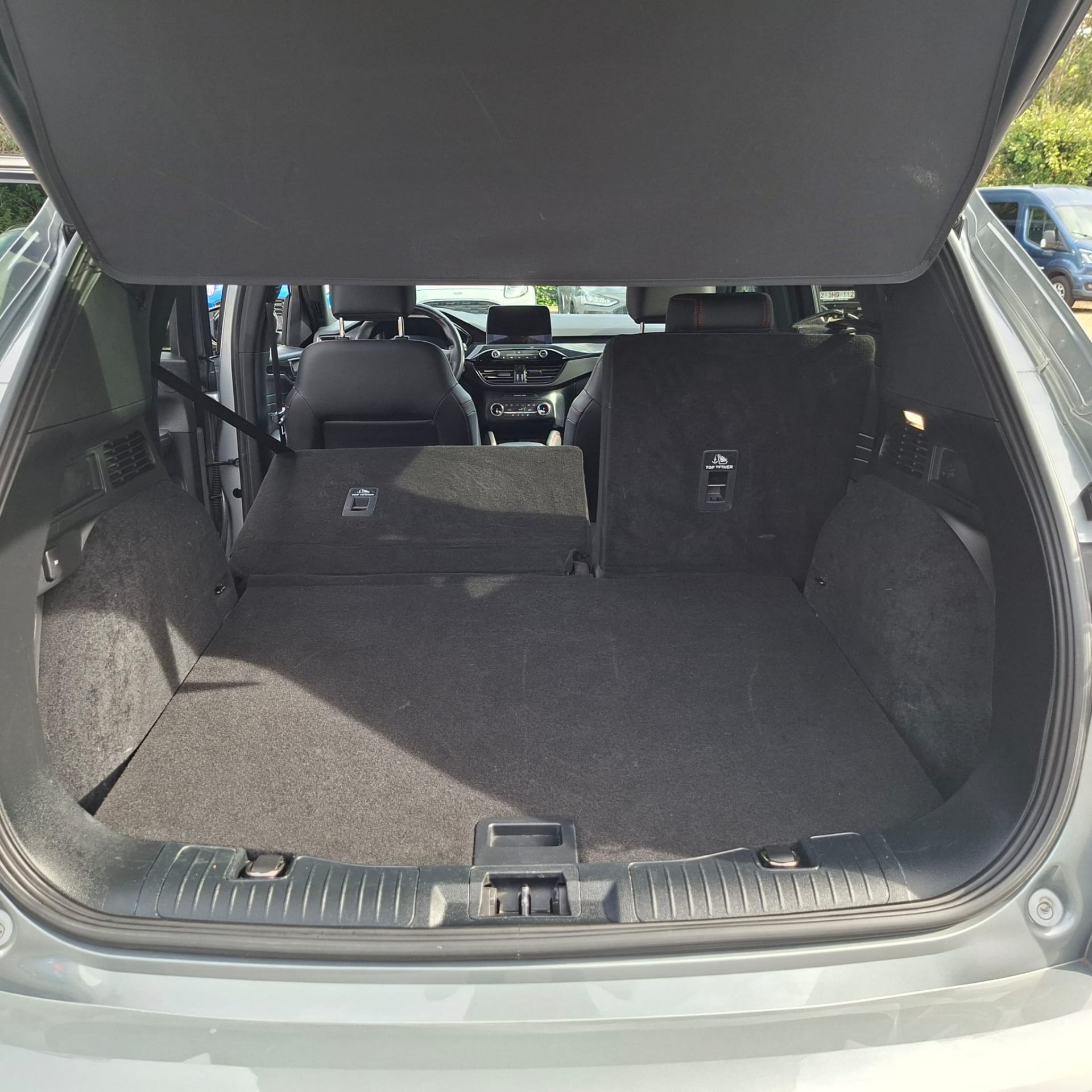 Ford Kuga ST-Line X / PHEV / Solar silver