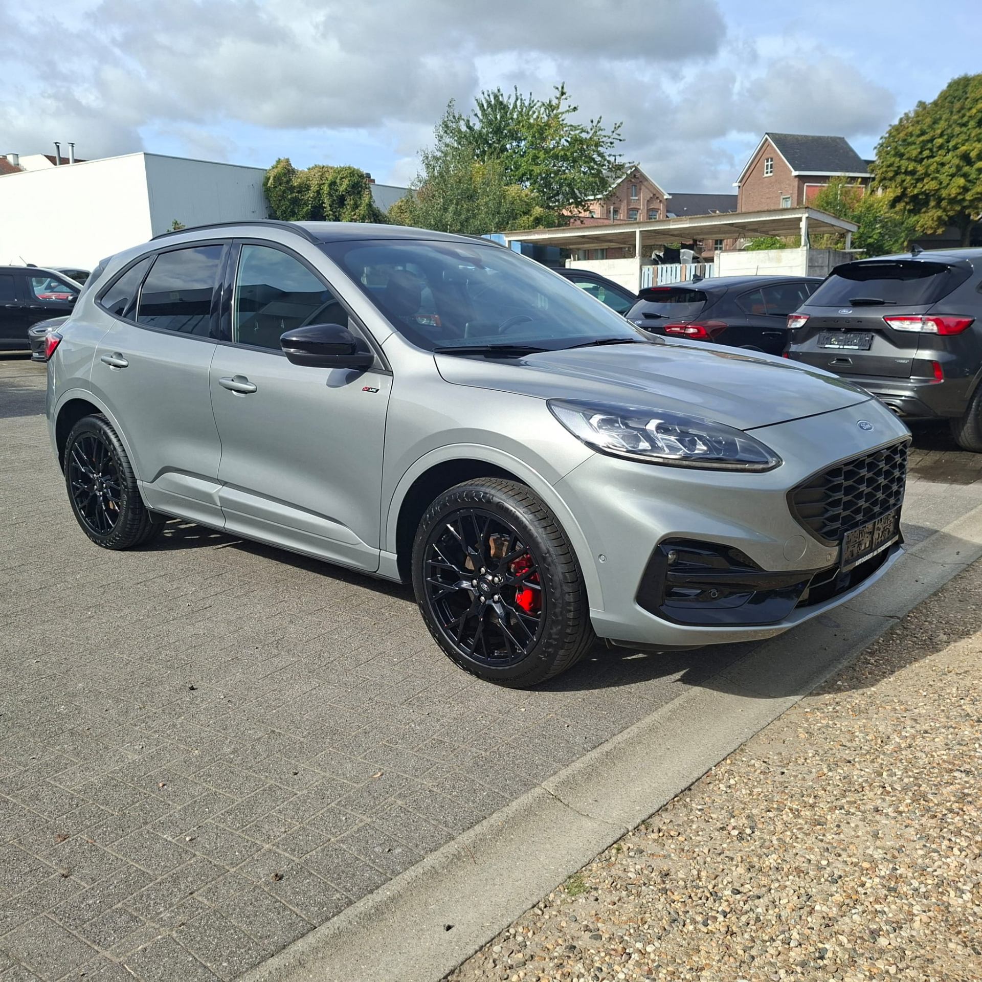 Ford Kuga ST-Line X / PHEV / Solar silver