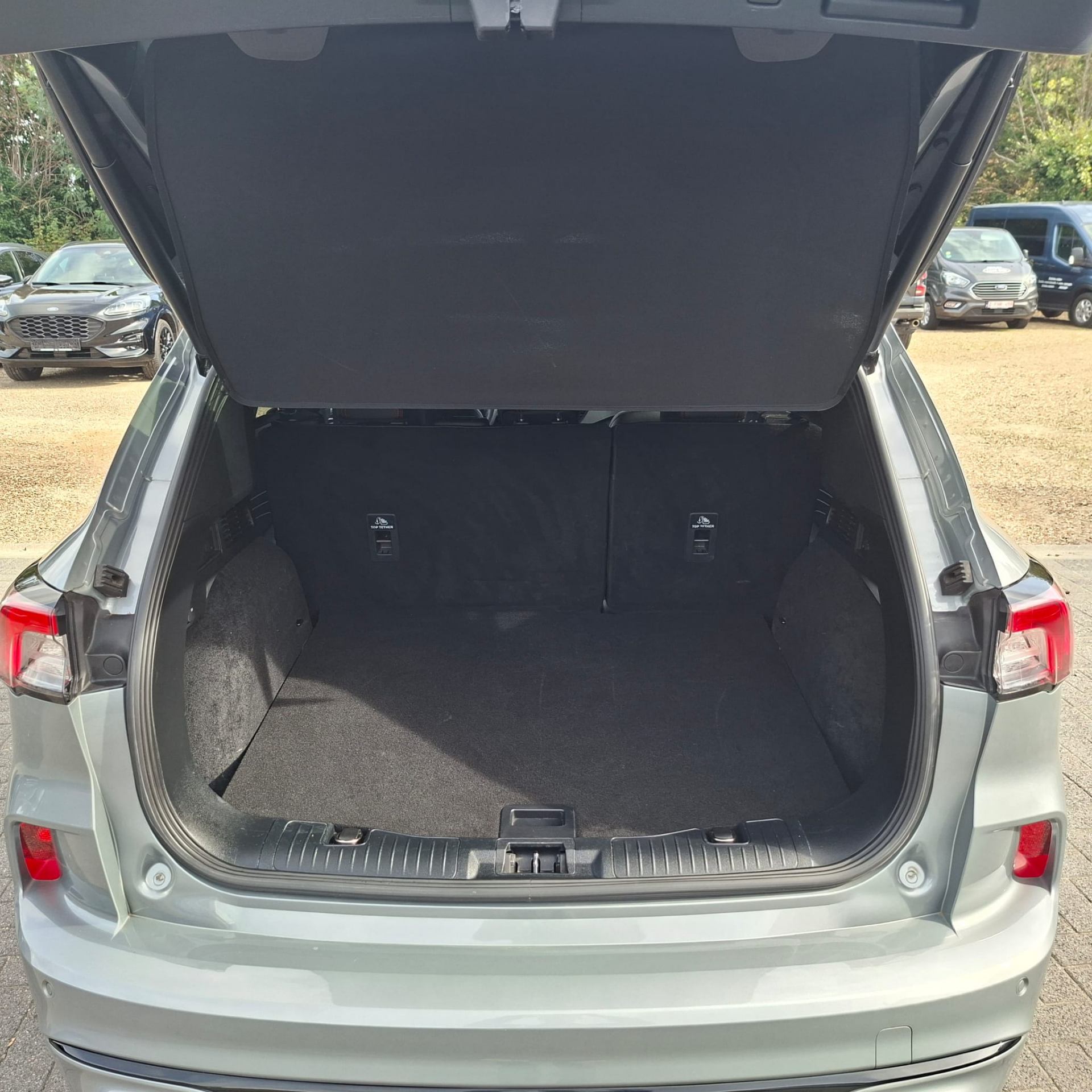 Ford Kuga ST-Line X / PHEV / Solar silver