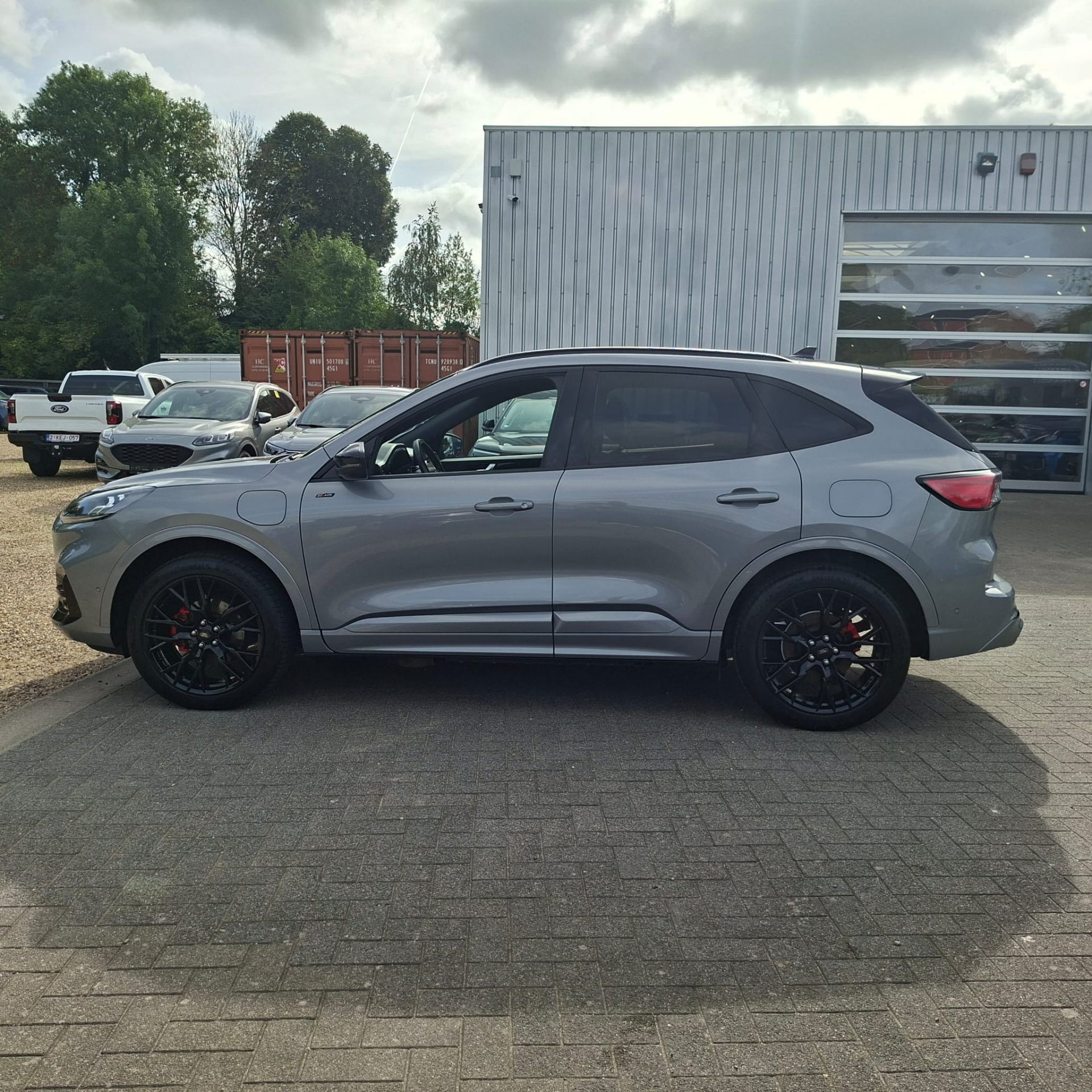 Ford Kuga ST-Line X / PHEV / Solar silver