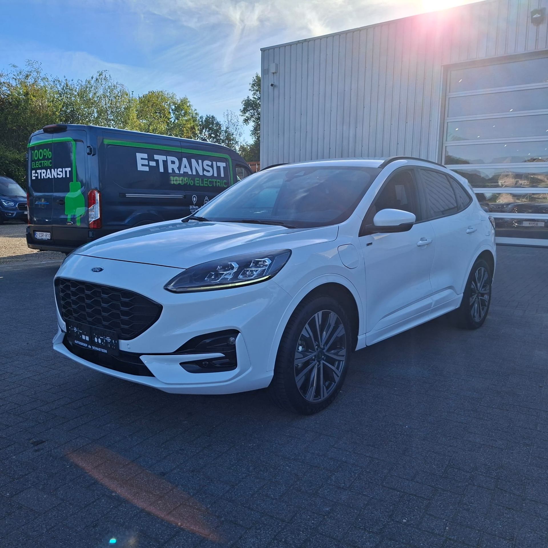 Ford Kuga ST – Line X / PHEV / frozen White