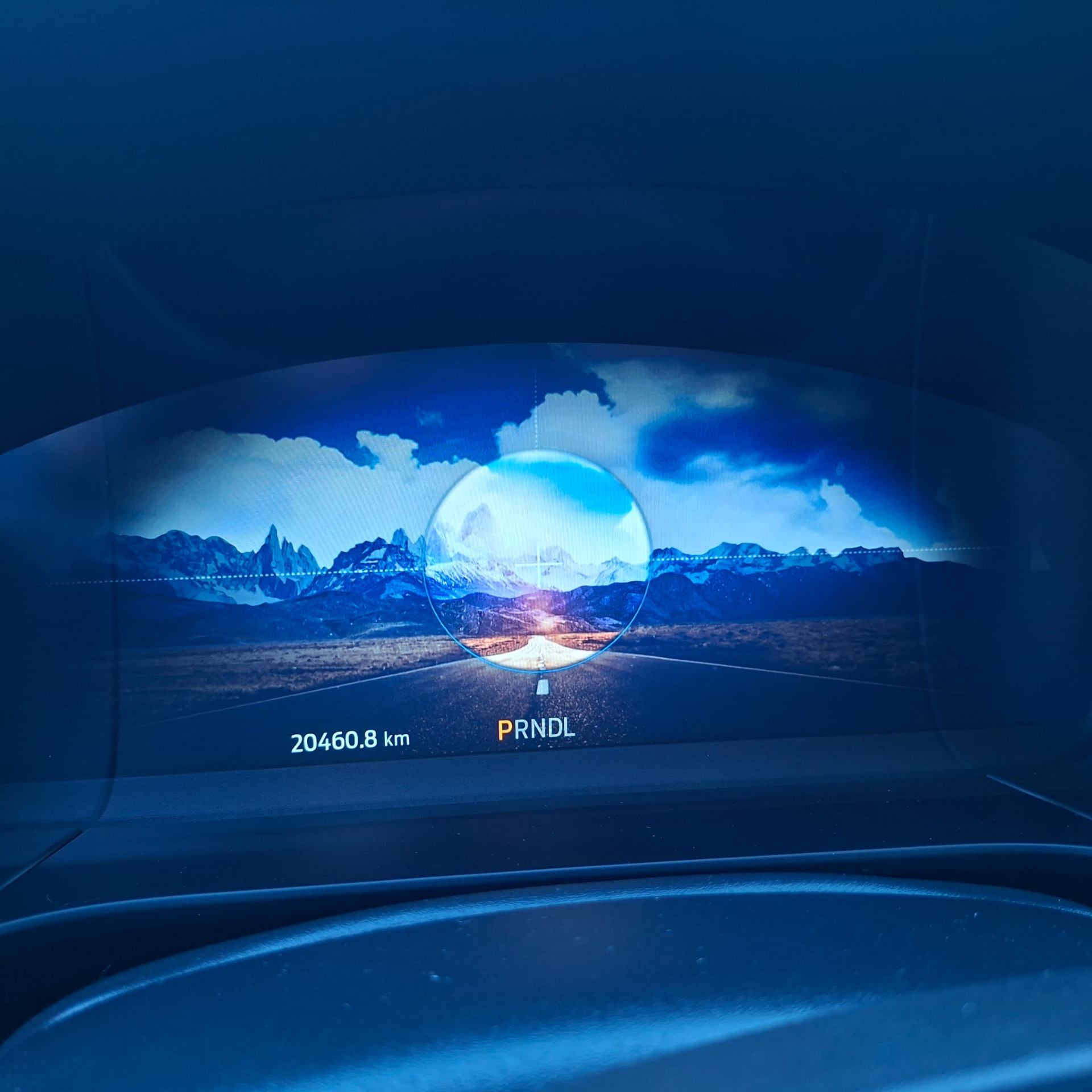 Ford Kuga ST – Line X / PHEV / frozen White