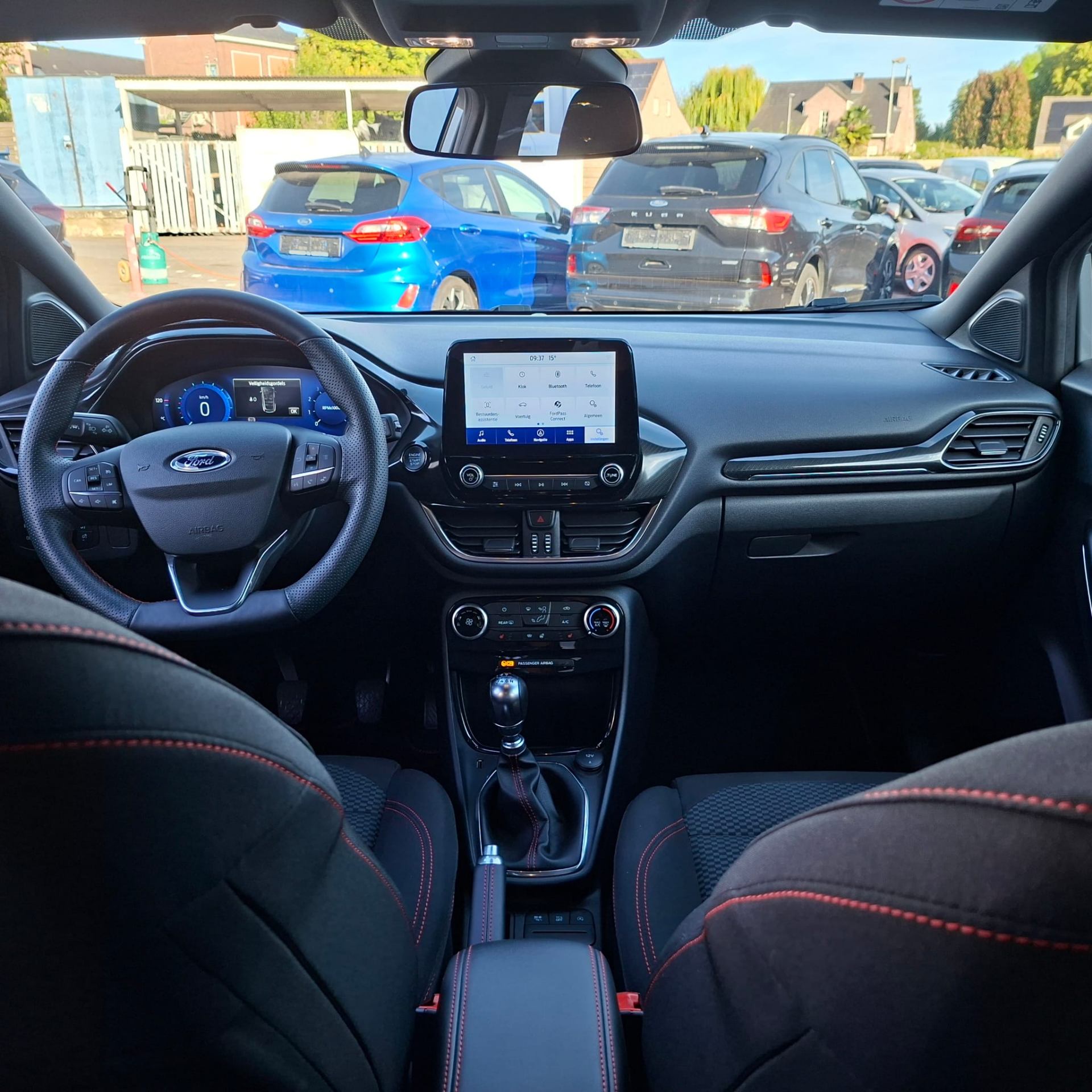 Ford Puma ST-Line mHEV / Solar Silver