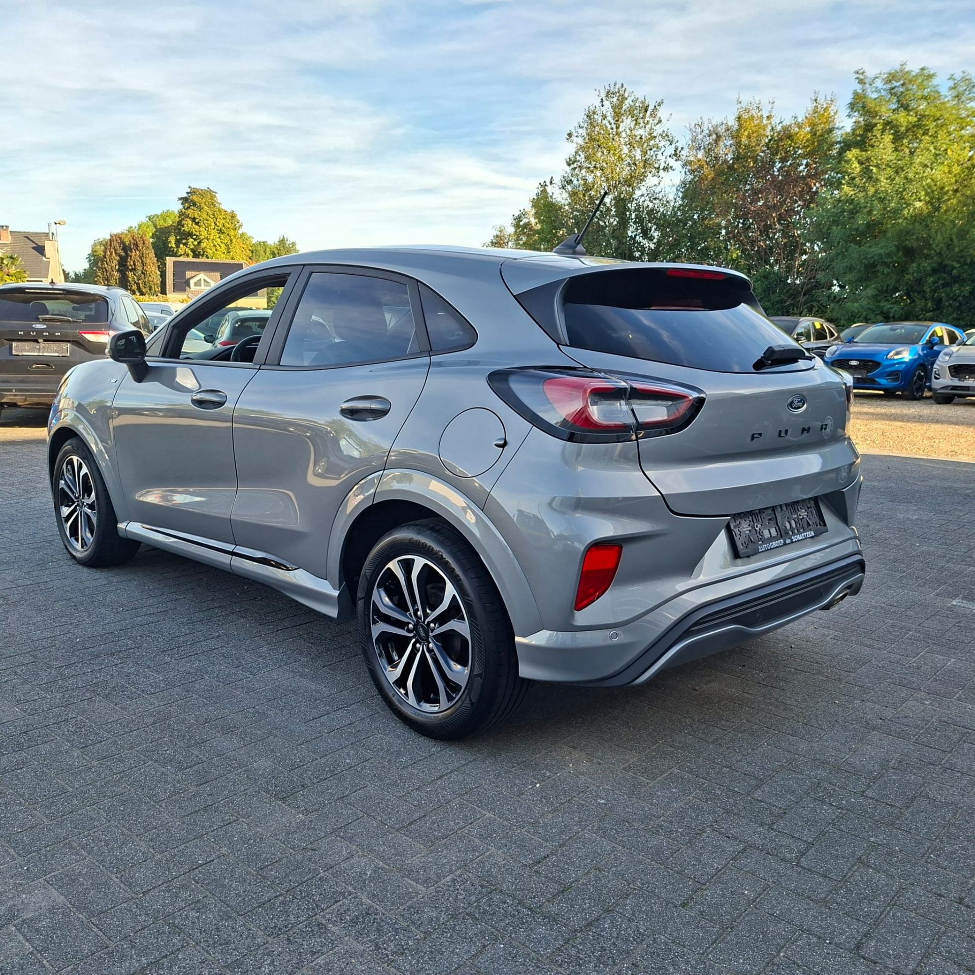 Ford Puma ST-Line mHEV / Solar Silver