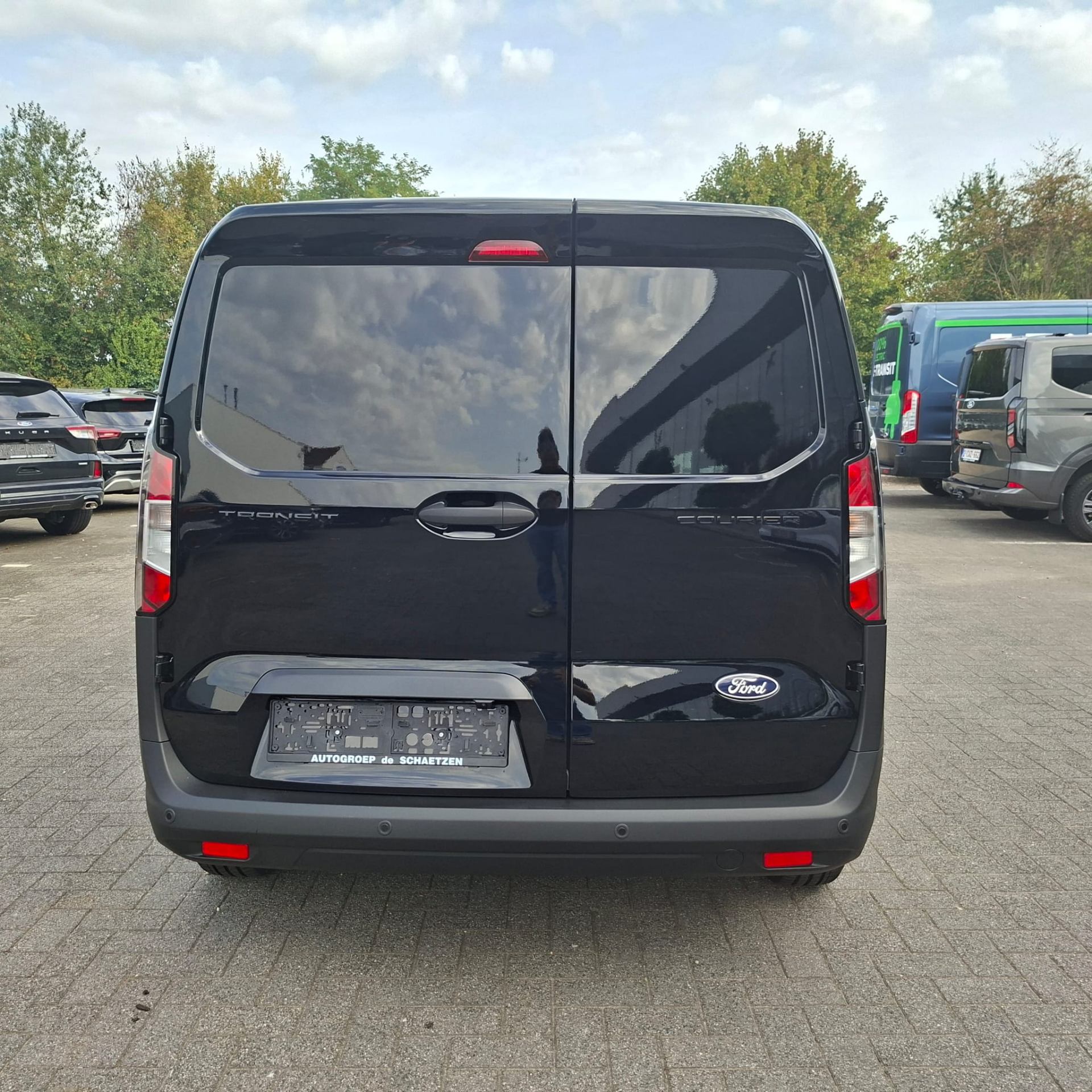 Ford Transit Courier / Lichte vracht / Diesel