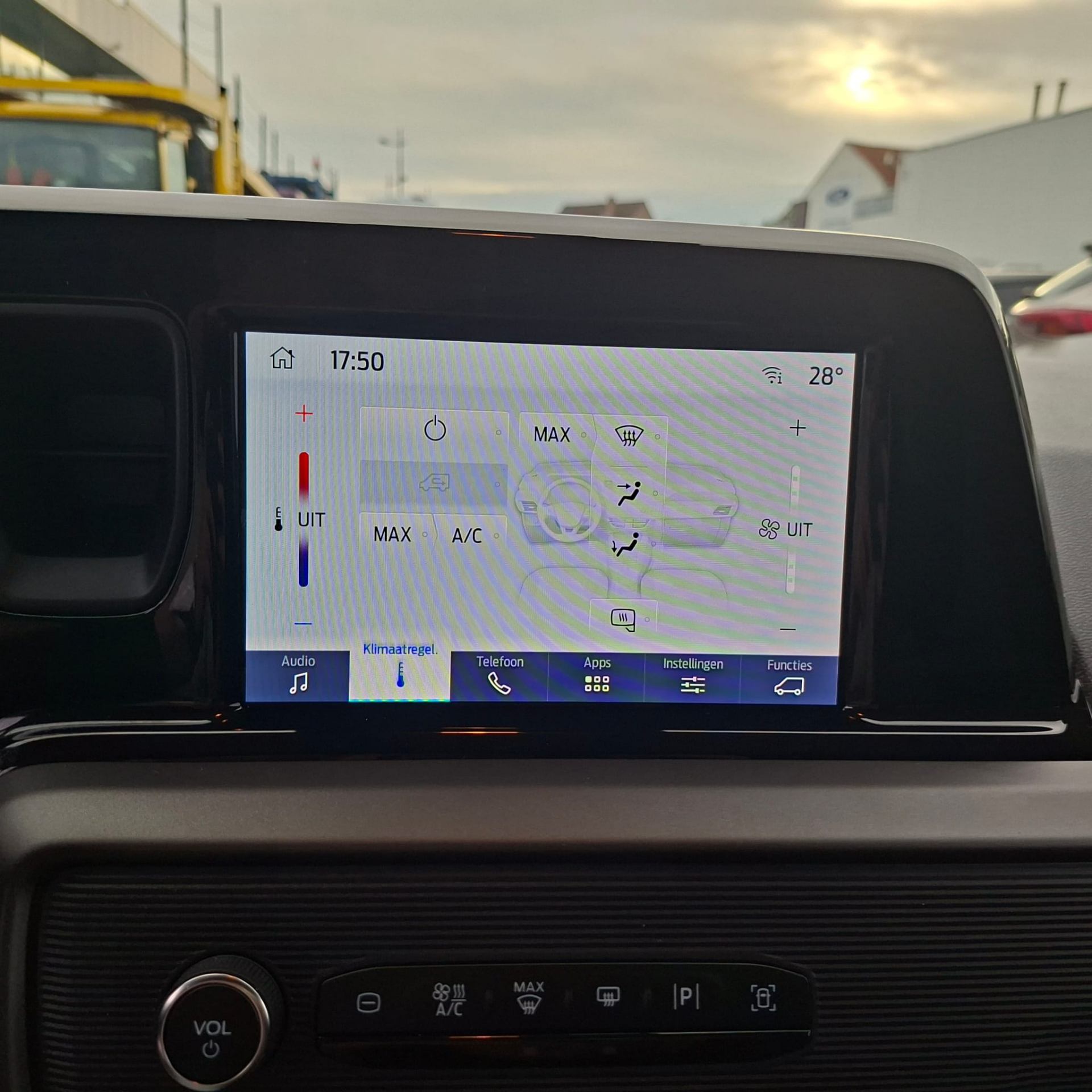 Ford Transit Courier / Lichte vracht / 125PK / 999cc