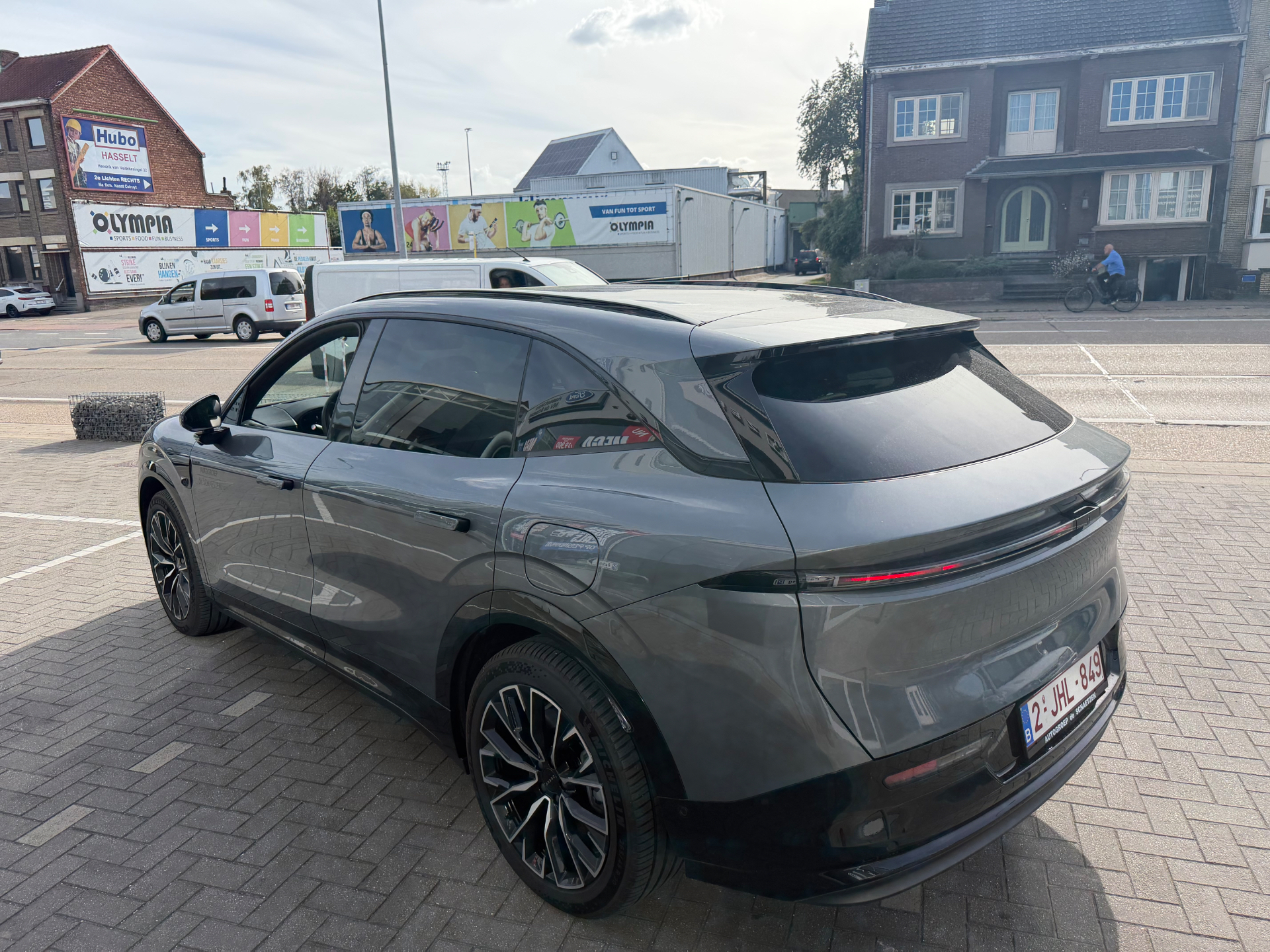 Zeekr 7X ZEEKR 7X Long Range RWD Business Edition – Directie Wagen