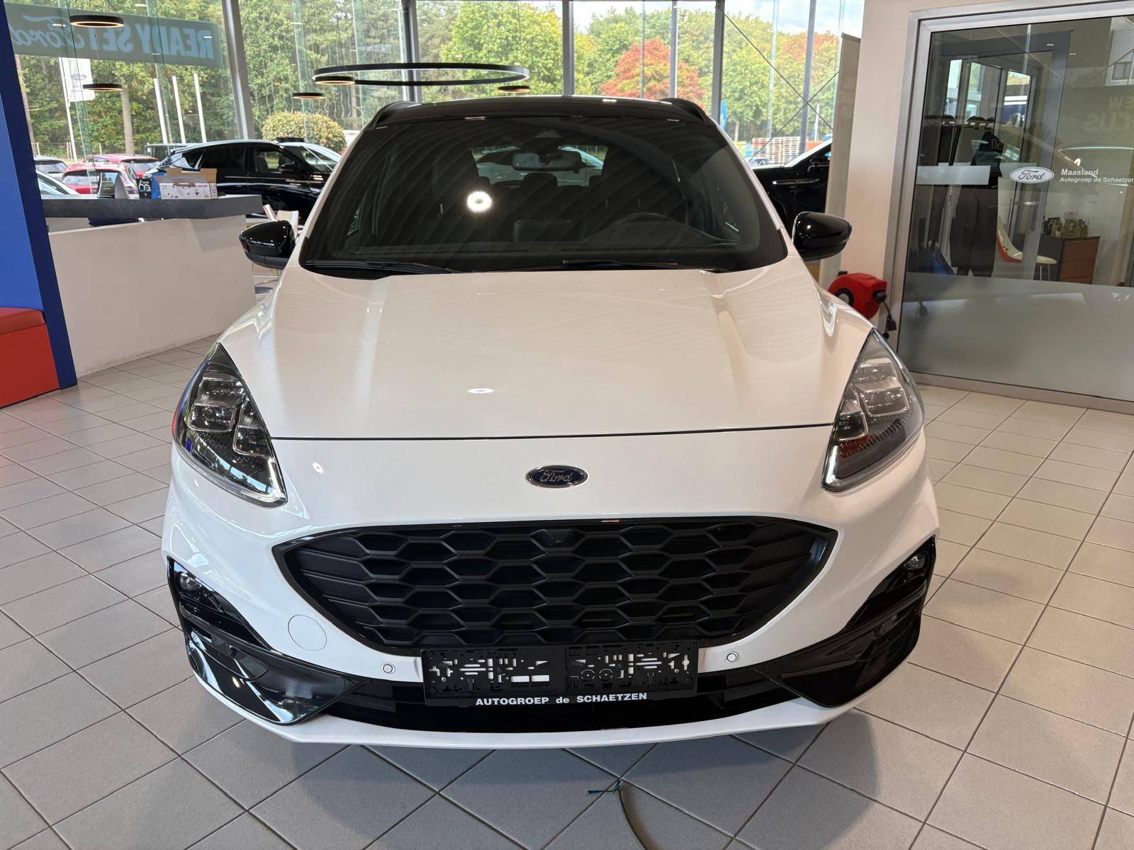 Ford Kuga EcoBoost ST-Line X bLACK pACKAGE