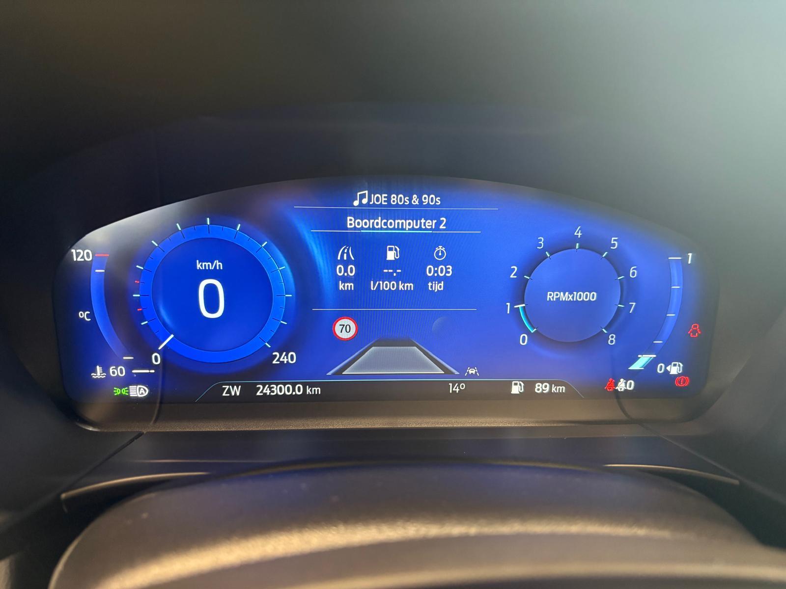 Ford Kuga EcoBoost ST-Line X bLACK pACKAGE