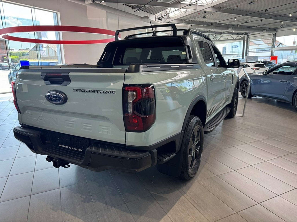 Ford Ranger Stormtrak 2.3i PHEV