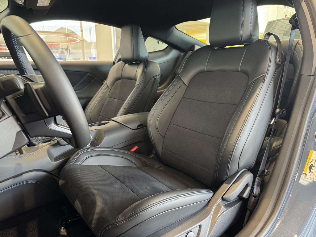 Ford Mustang Dark Horse 5.0 V8 A10 – Fastback – 453PK – Vapor