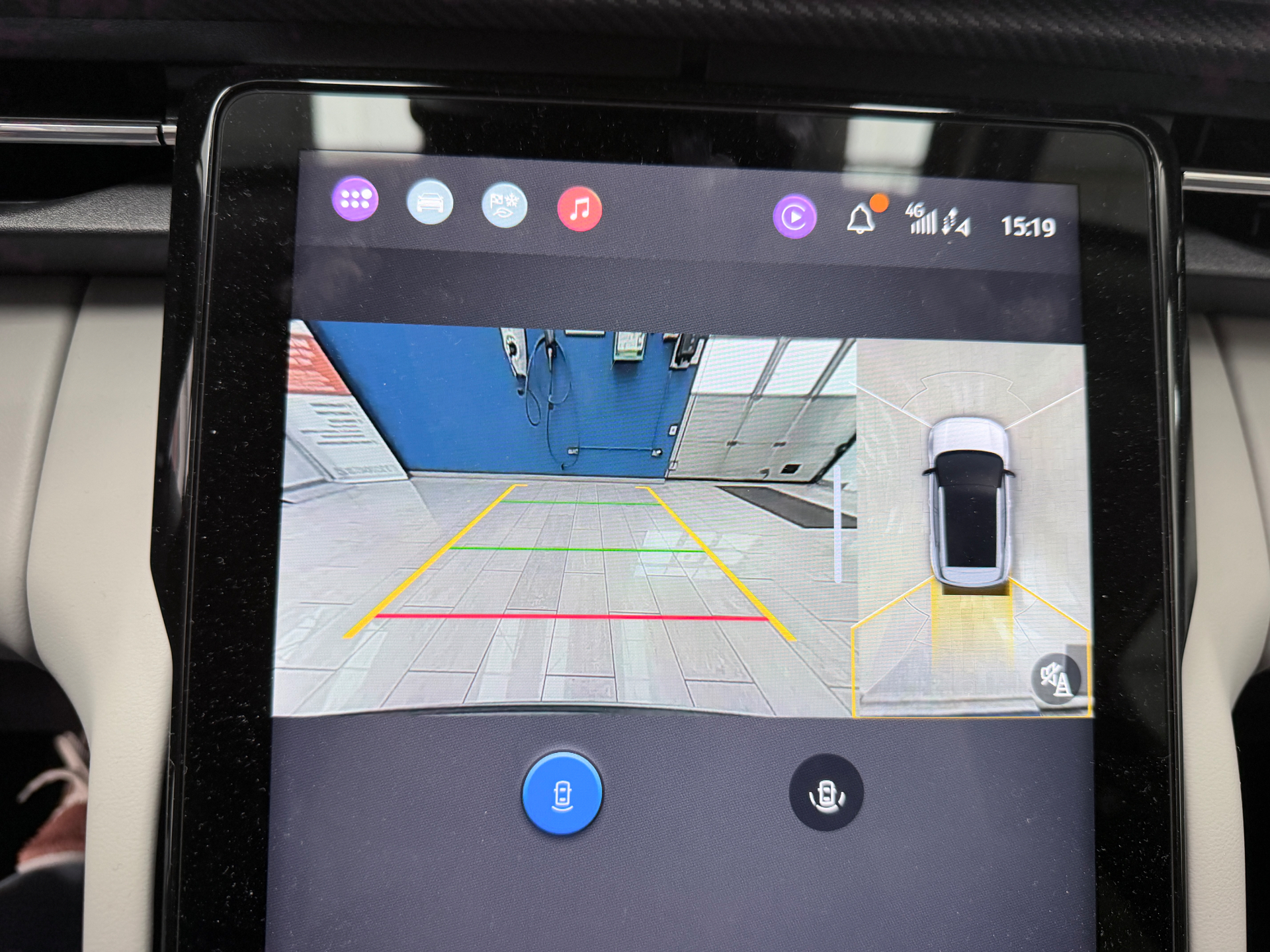 Ford Explorer 79 kWh AWD Premium