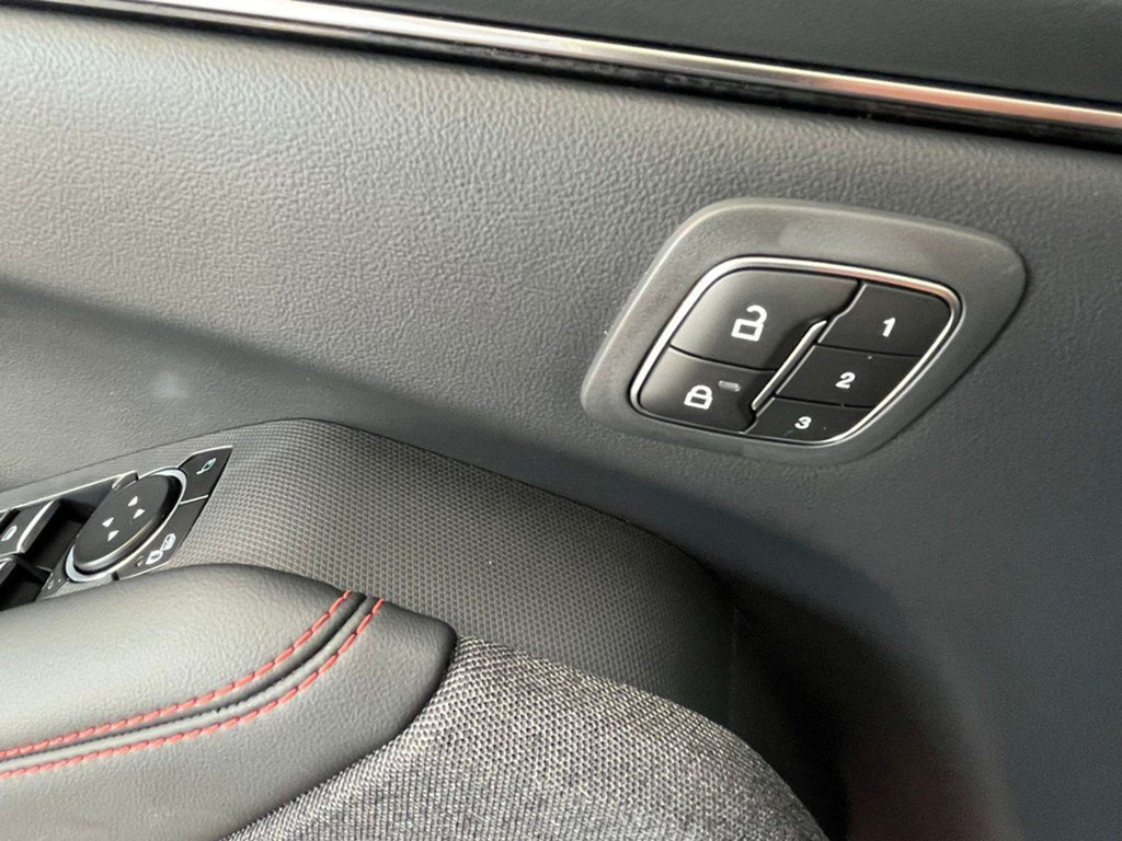 Ford Mustang Mach-E 76 kWh Premium AWD