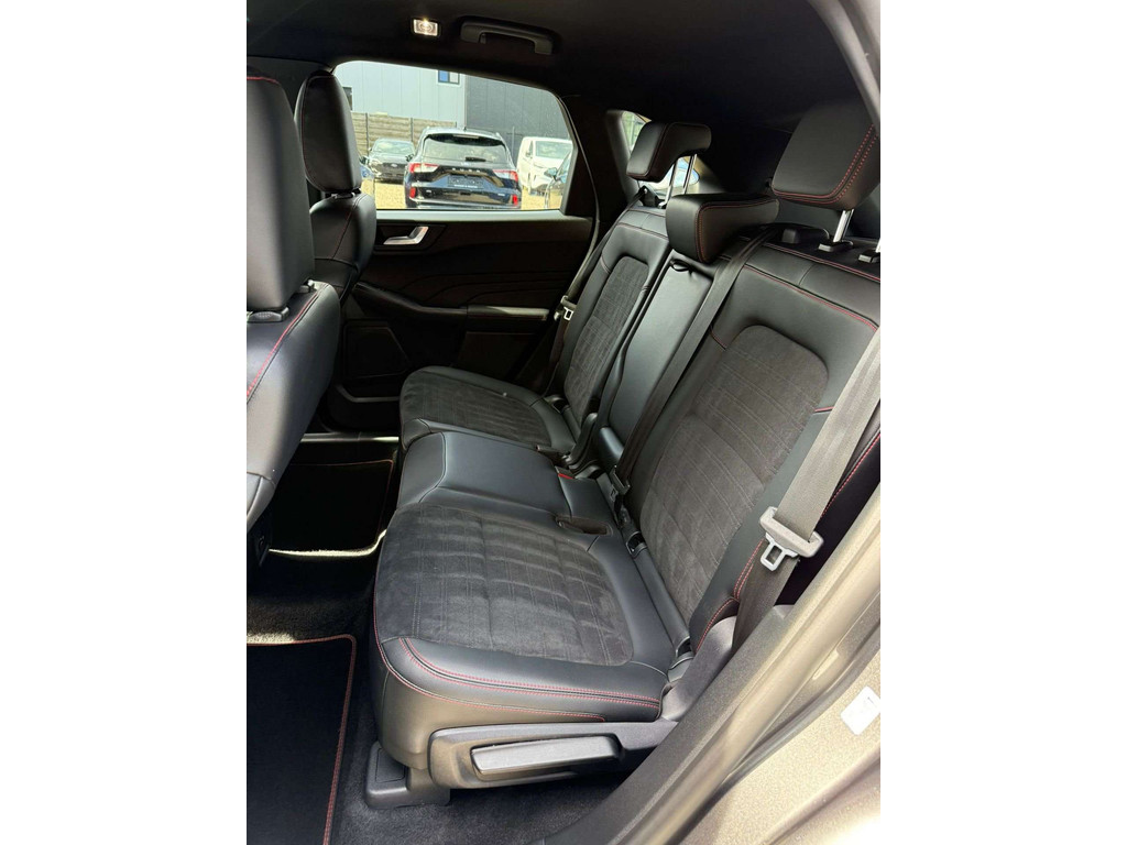 Ford Kuga ST-Line X PHEV 2.5i