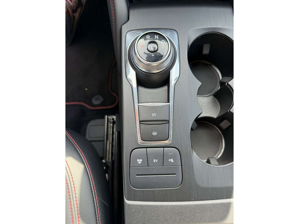 Ford Kuga ST-Line X PHEV 2.5i