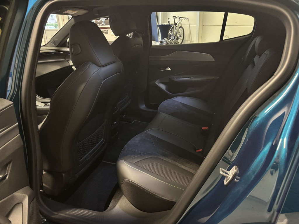 Peugeot 408 GT **FULL OPTION + GARANTIE**