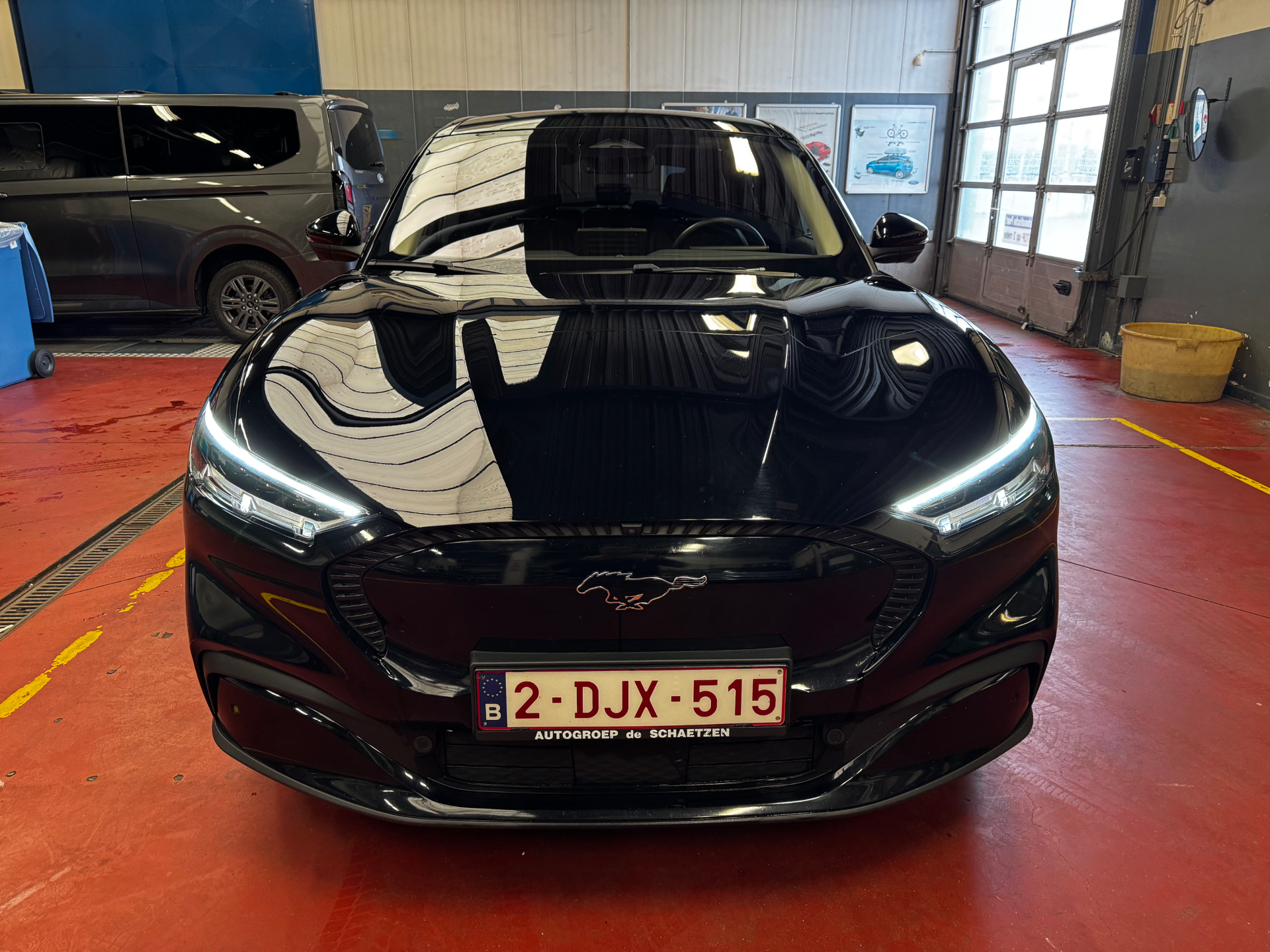 Ford Mustang Mach-E Mach E Base STD Range RWD 75Kwh