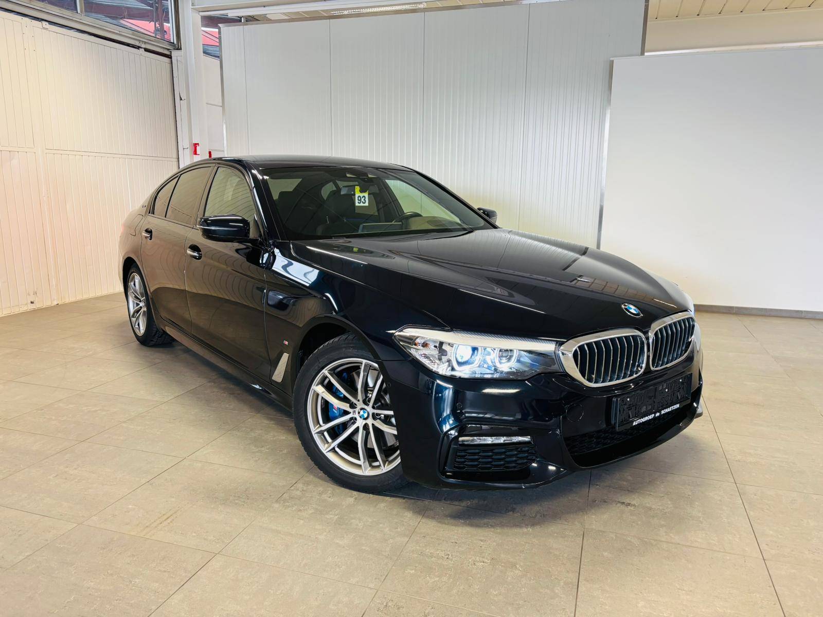 BMW 5-Reeks 530e iPerformance Plugin Automaat  M-PACK ** MET VEEL OPTIES **