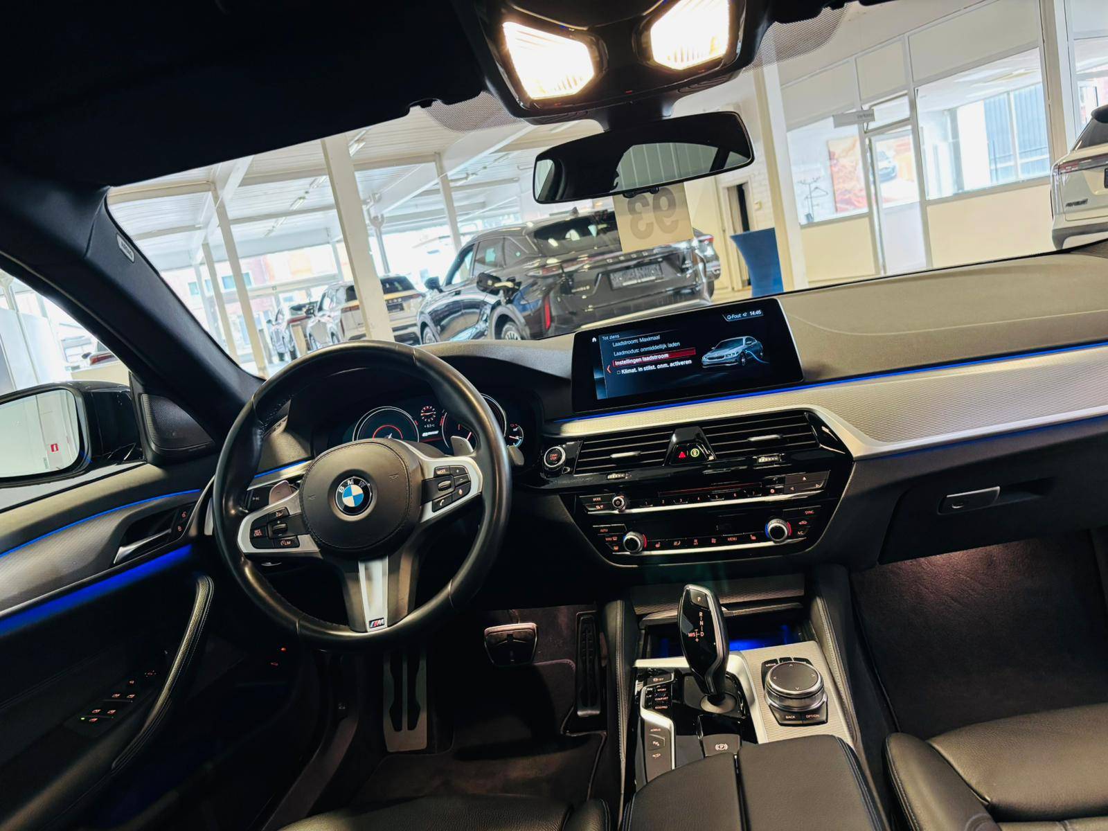 BMW 5-Reeks 530e iPerformance Plugin Automaat  M-PACK ** MET VEEL OPTIES **