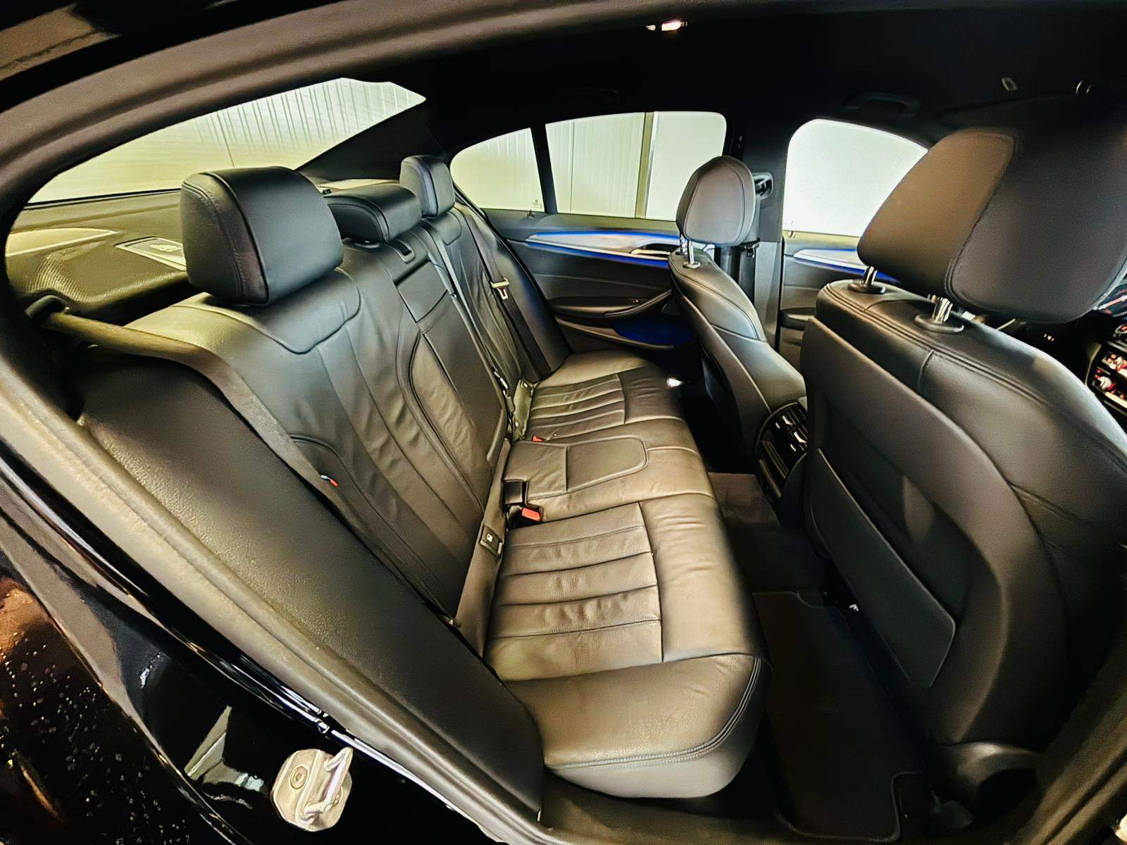 BMW 5-Reeks 530e iPerformance Plugin Automaat  M-PACK ** MET VEEL OPTIES **