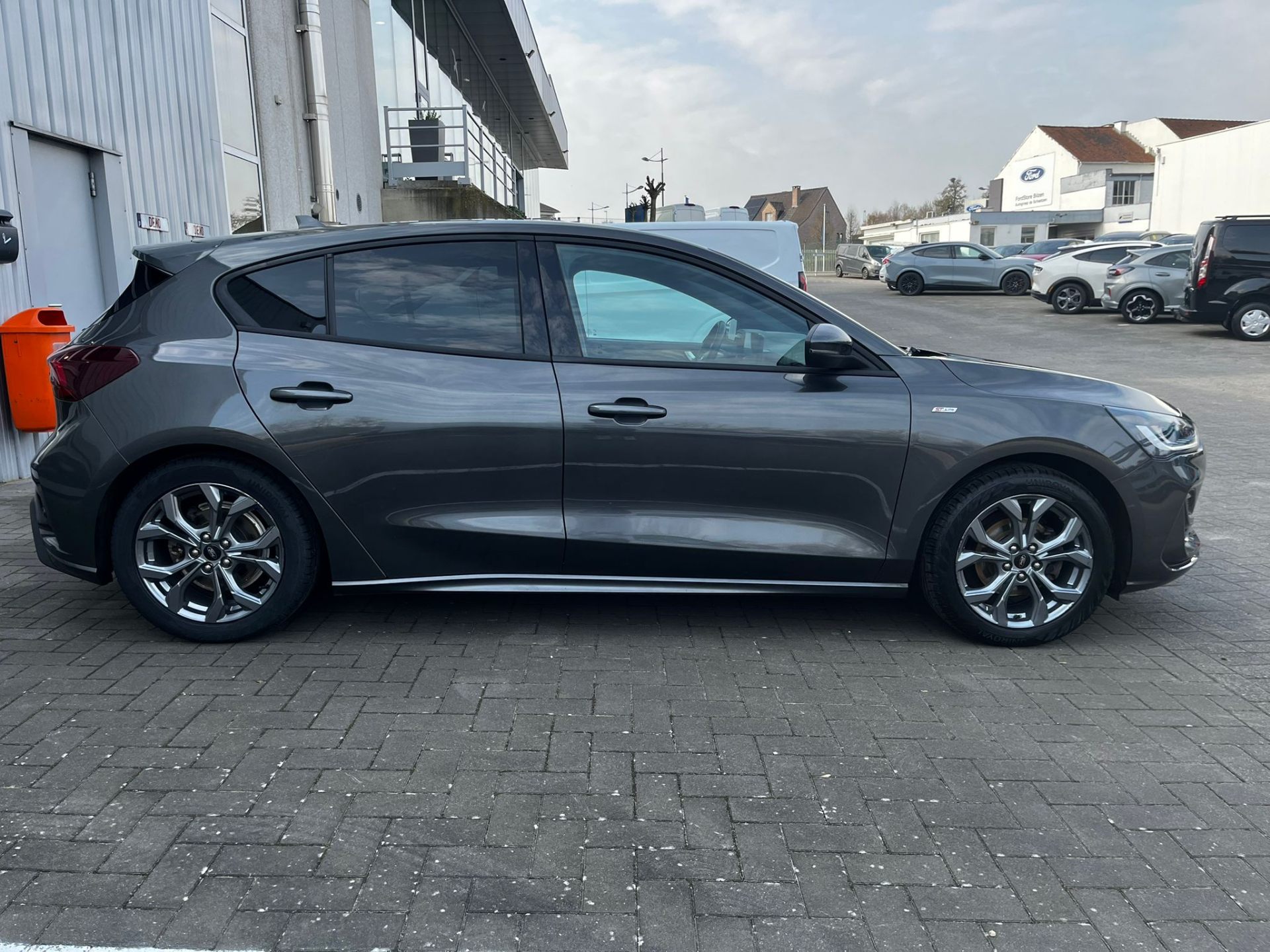 Ford Focus EcoBoost mHEV ST-Line