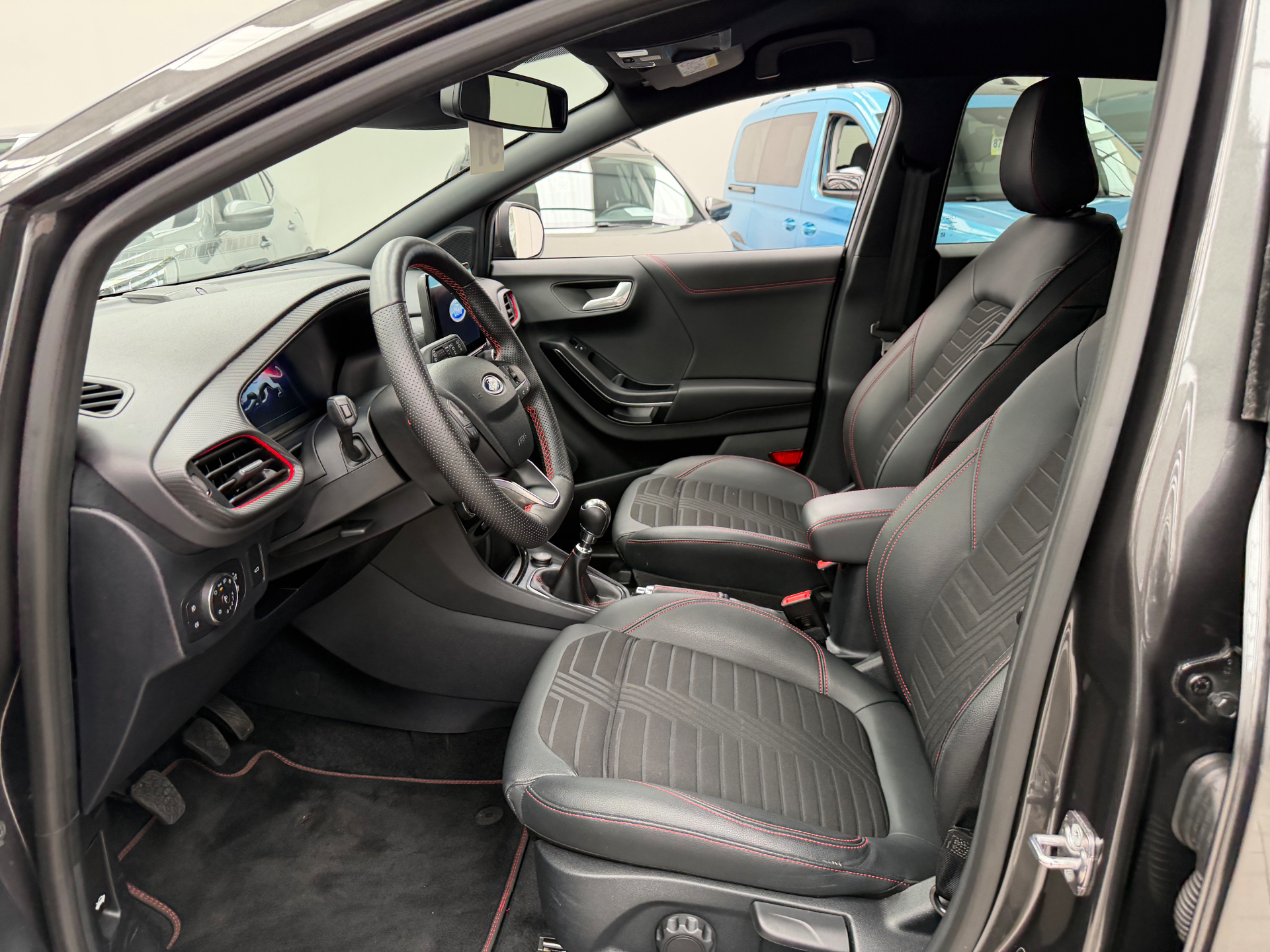 Ford Puma EcoBoost mHEV ST-Line